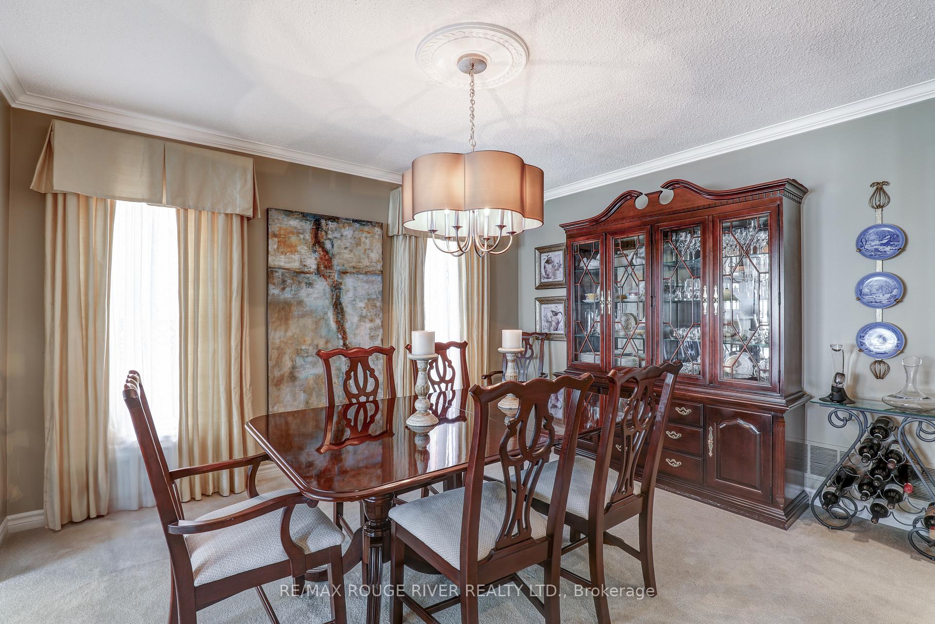 Photo 17 of 560 Ashfield Court, Pickering, Amberlea — HOMEH