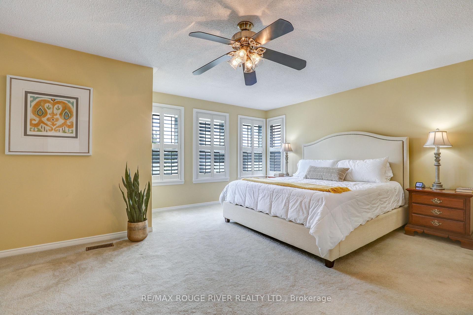 Photo 18 of 560 Ashfield Court, Pickering, Amberlea — HOMEH