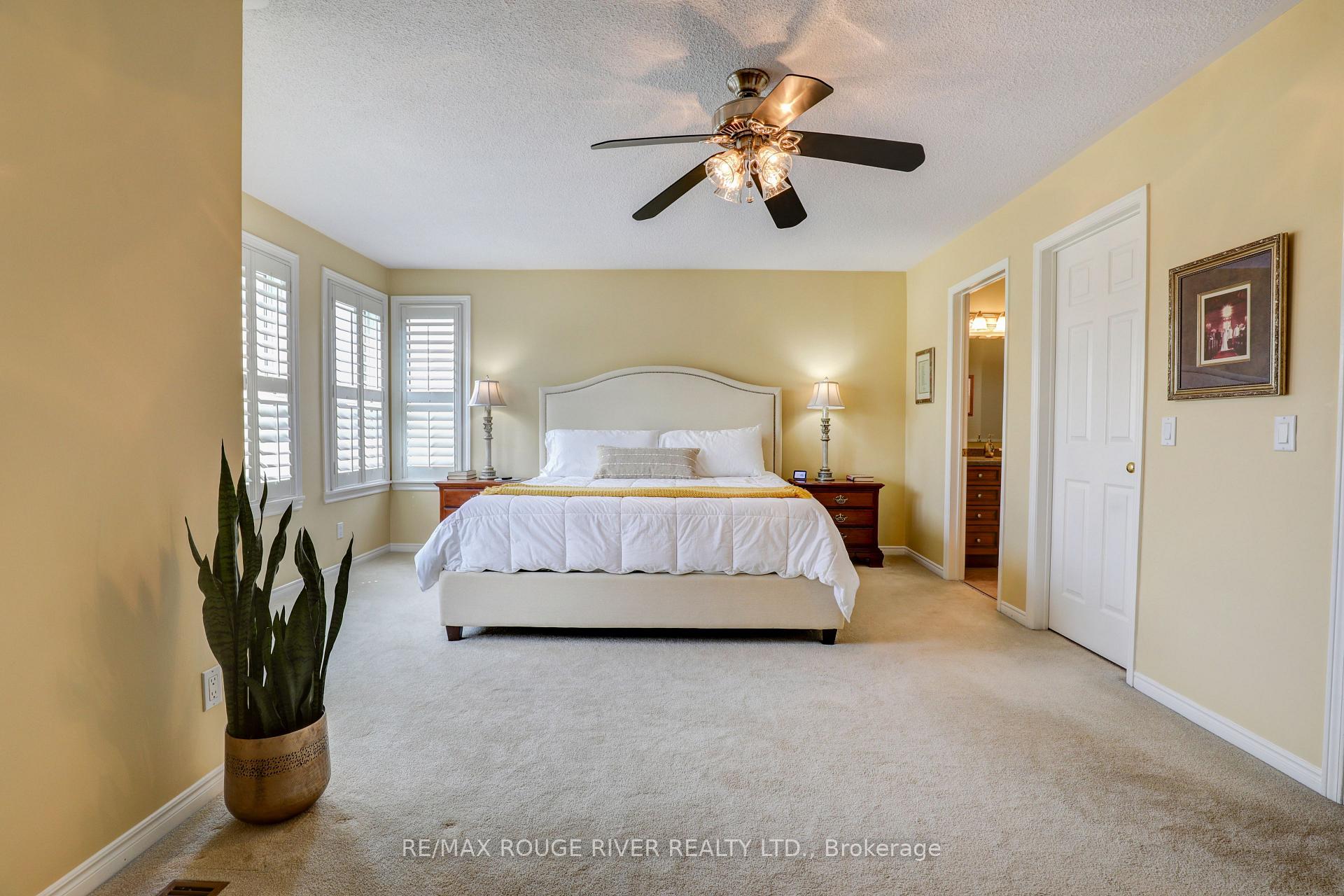 Photo 20 of 560 Ashfield Court, Pickering, Amberlea — HOMEH