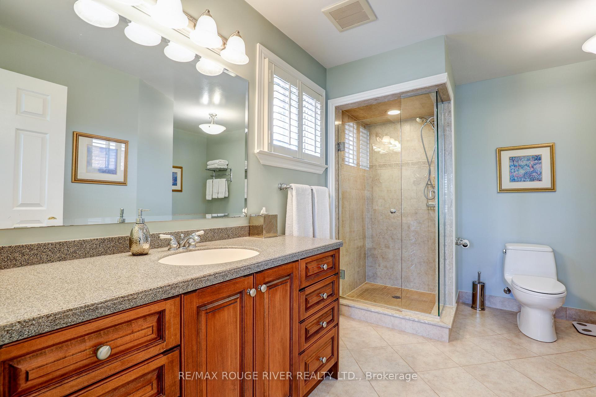 Photo 23 of 560 Ashfield Court, Pickering, Amberlea — HOMEH
