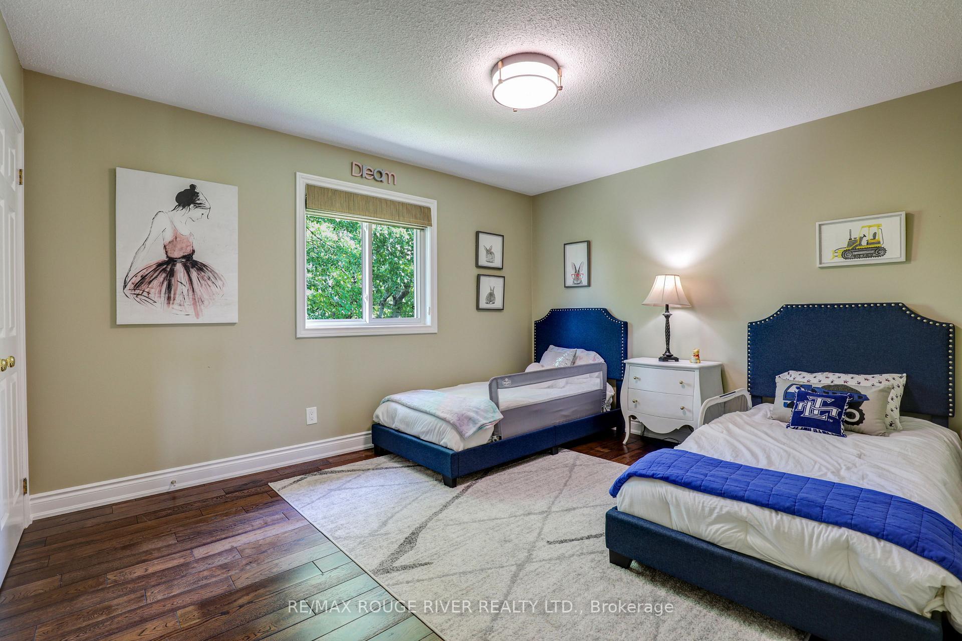 Photo 28 of 560 Ashfield Court, Pickering, Amberlea — HOMEH