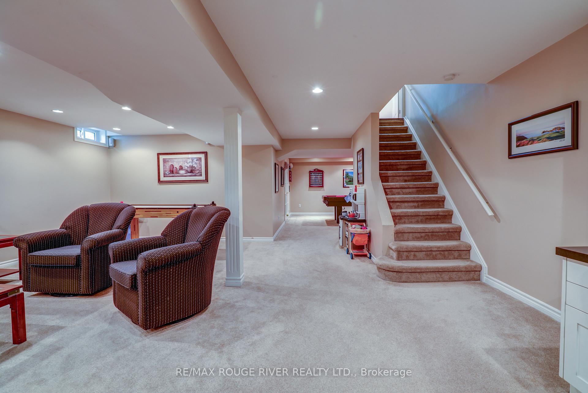 Photo 29 of 560 Ashfield Court, Pickering, Amberlea — HOMEH