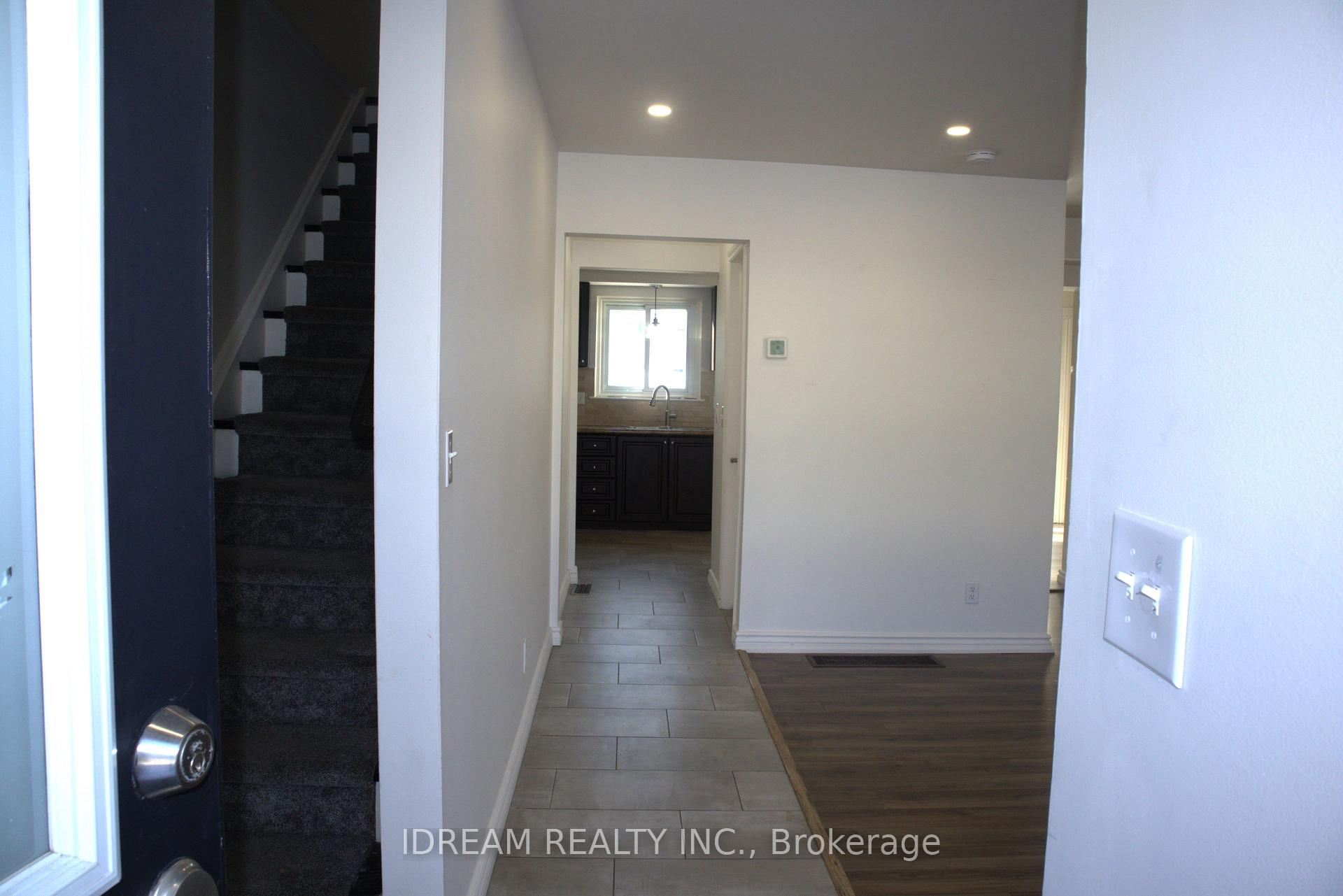 Photo 2 of 615 Radisson Avenue, Oshawa, Vanier — HOMEH