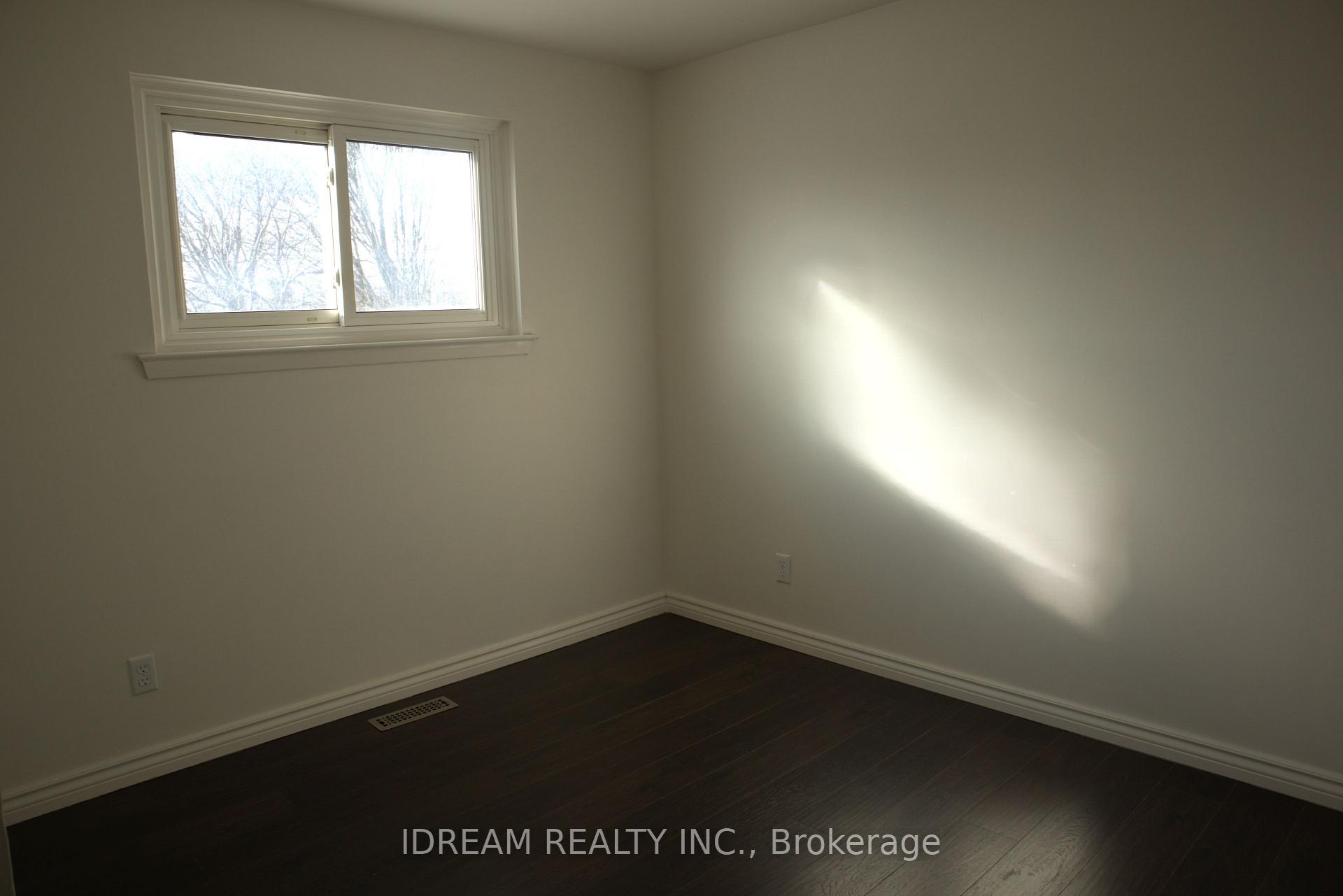 Photo 14 of 615 Radisson Avenue, Oshawa, Vanier — HOMEH