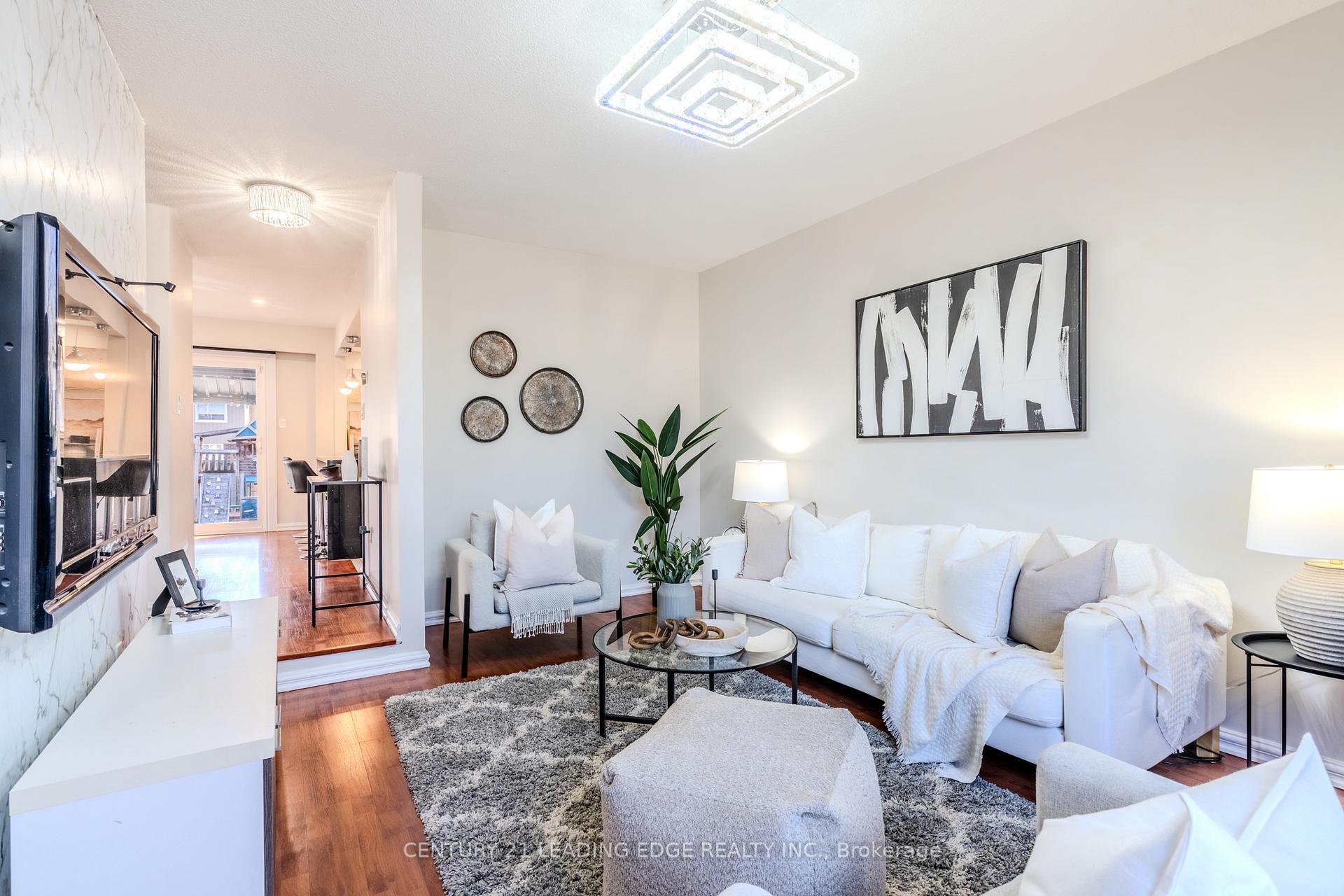 Photo 5 of 1807 Listowell Crescent, Pickering, Liverpool — HOMEH