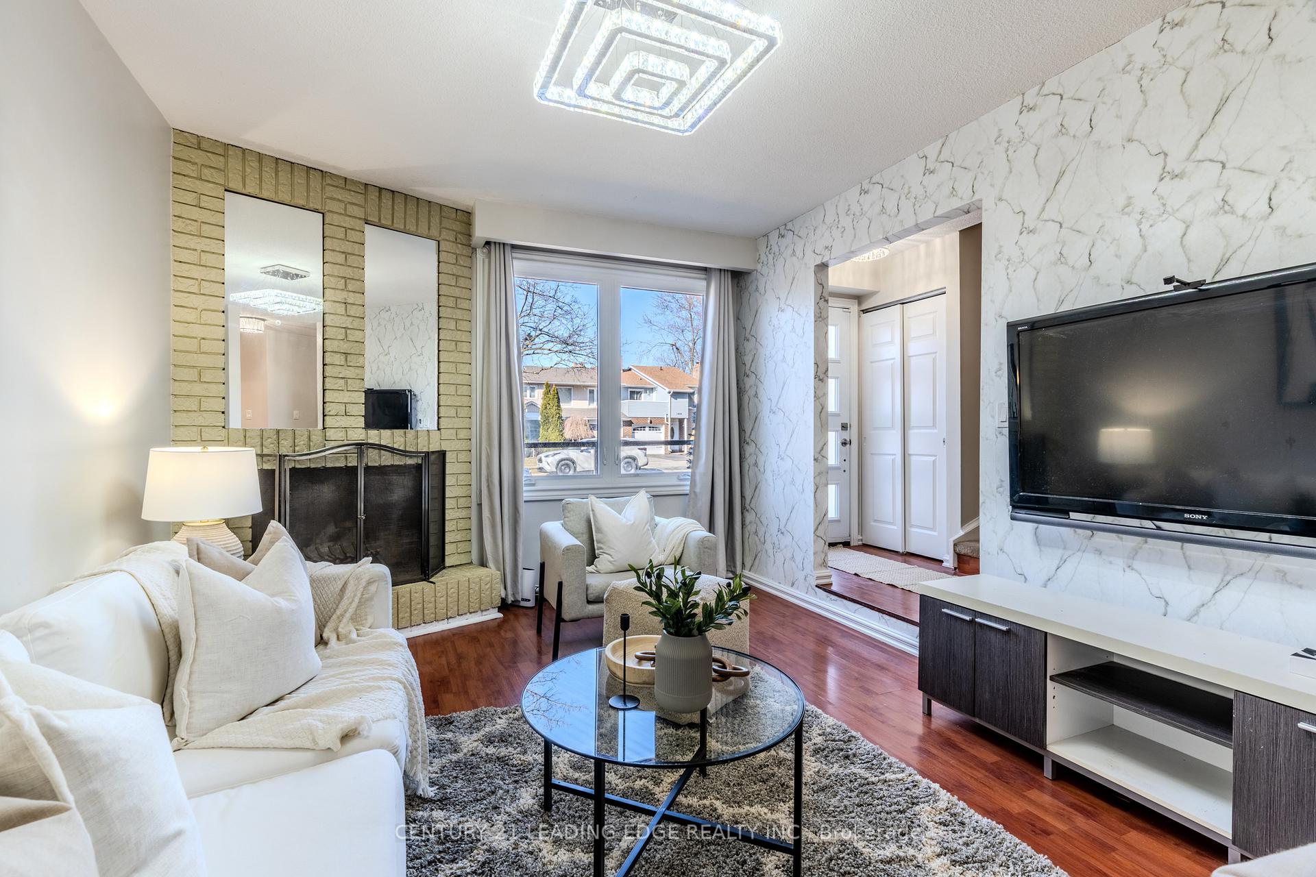 Photo 7 of 1807 Listowell Crescent, Pickering, Liverpool — HOMEH