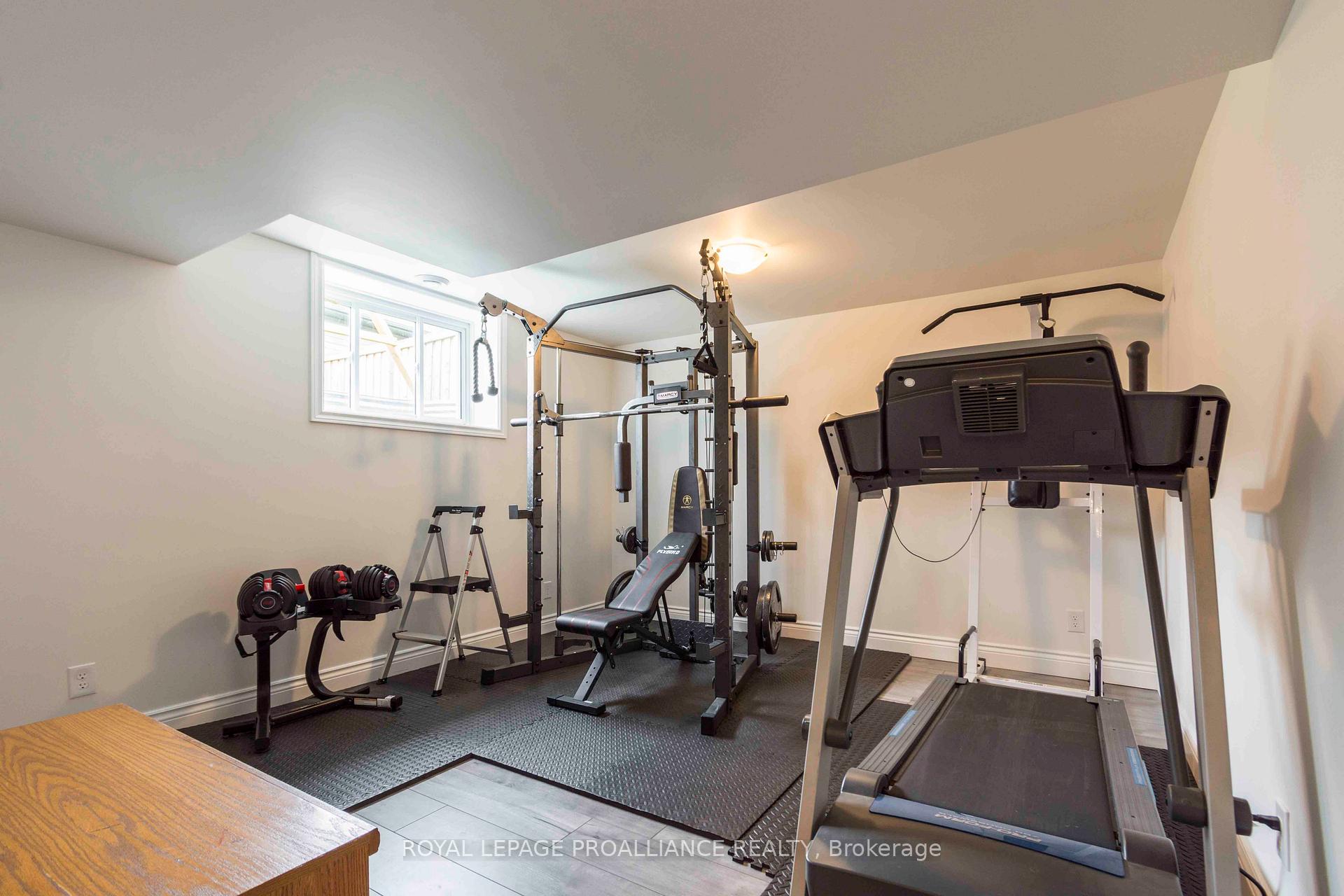 Photo 24 of 11 Brookfield Crescent, Quinte West, Murray Ward — HOMEH