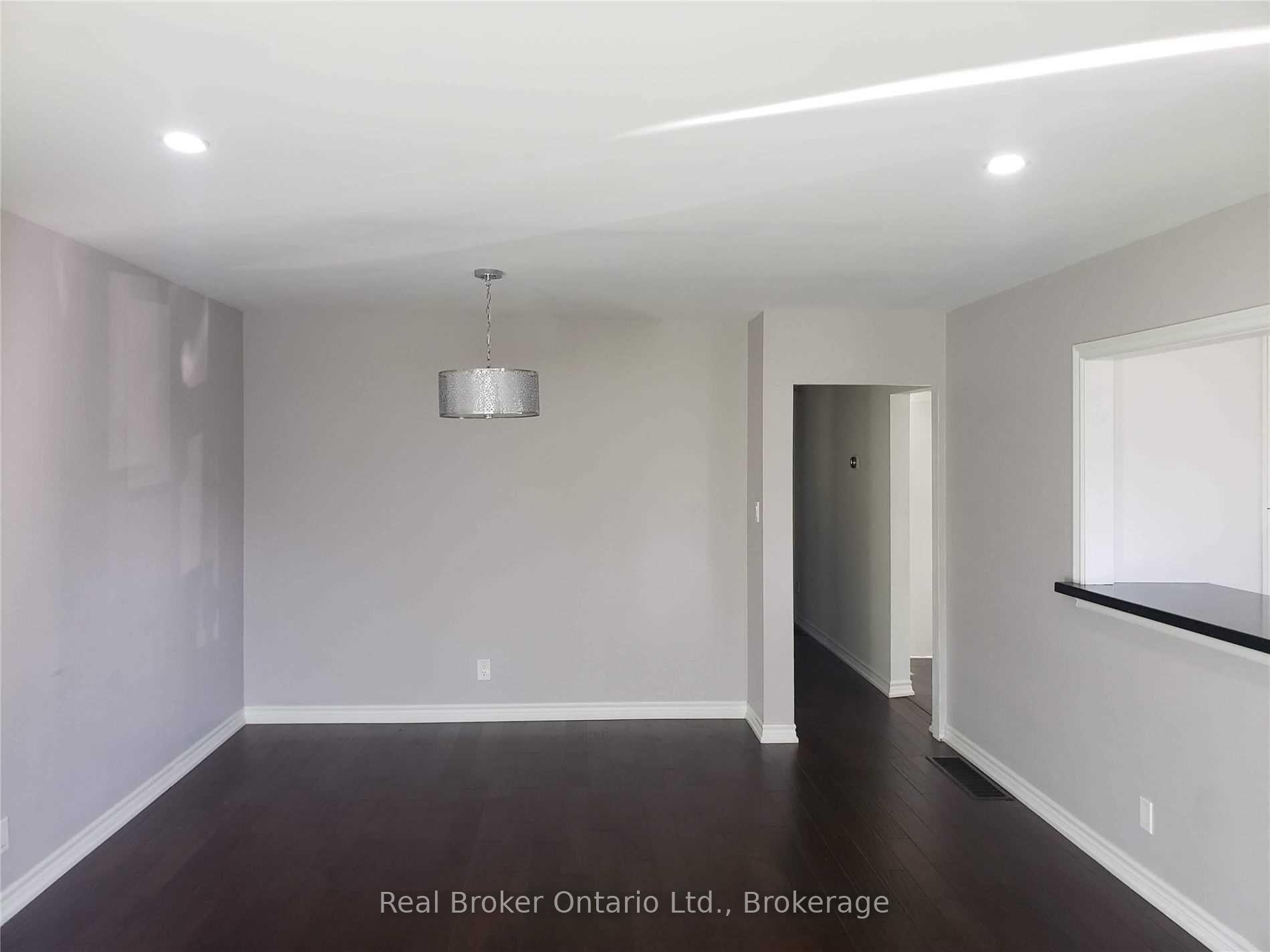 Photo 4 of Unit Upper, 855 Miriam Road, Pickering, Bay Ridges — HOMEH