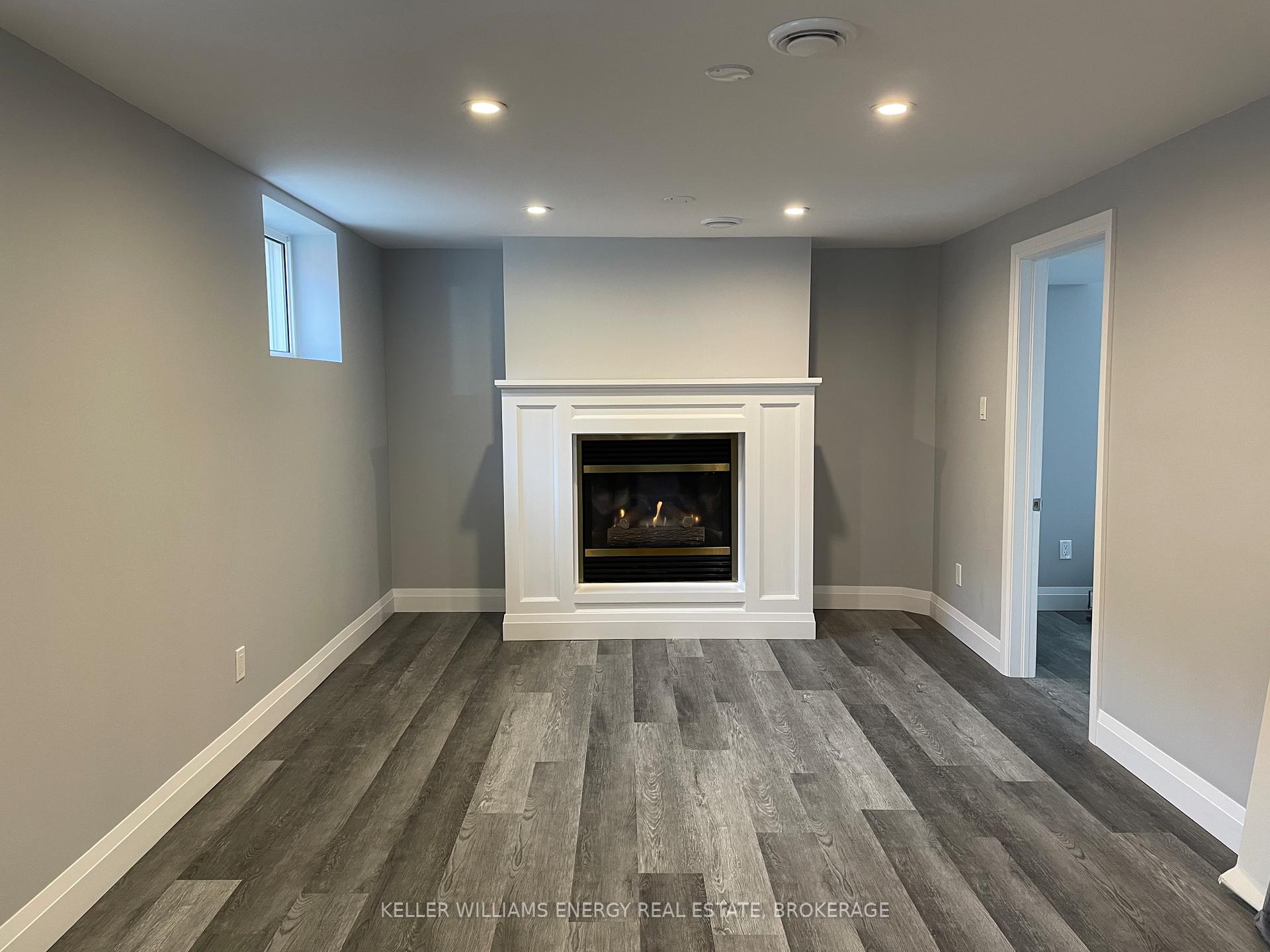 Photo 17 of 339 Jasper Avenue, Oshawa, Lakeview — HOMEH