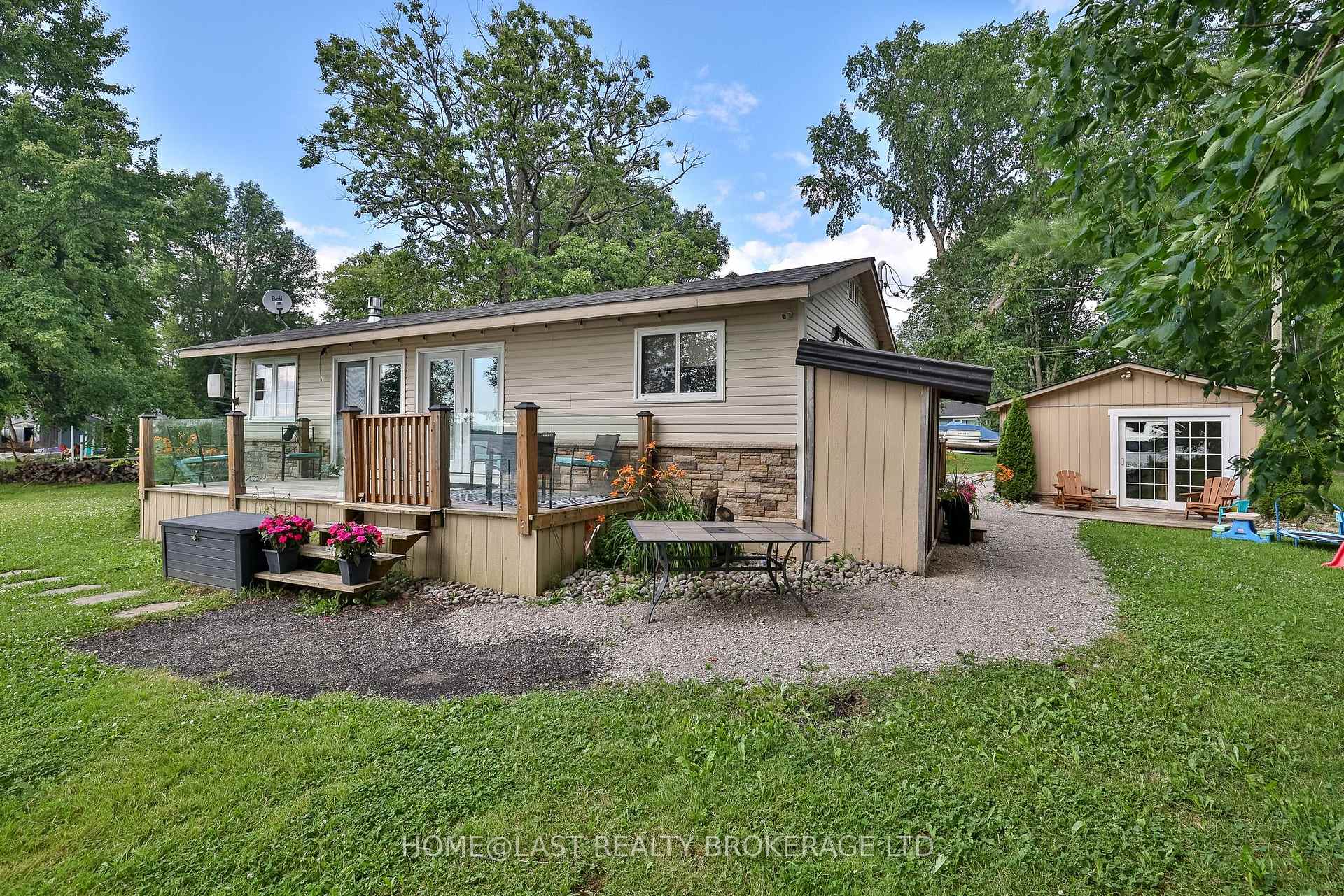 Photo 2 of 6306 Bluebird Street, Ramara, Rural Ramara — HOMEH