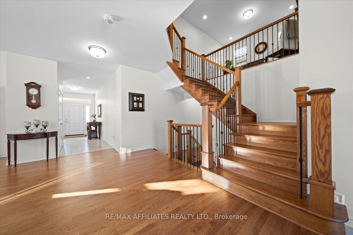 Photo 4 of 700 Mashkig Avenue, Ottawa, Camelot — HOMEH