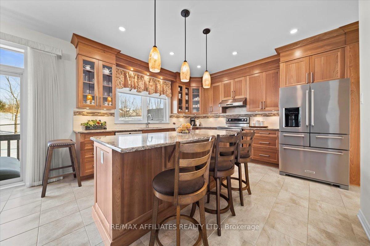 Photo 11 of 700 Mashkig Avenue, Ottawa, Camelot — HOMEH