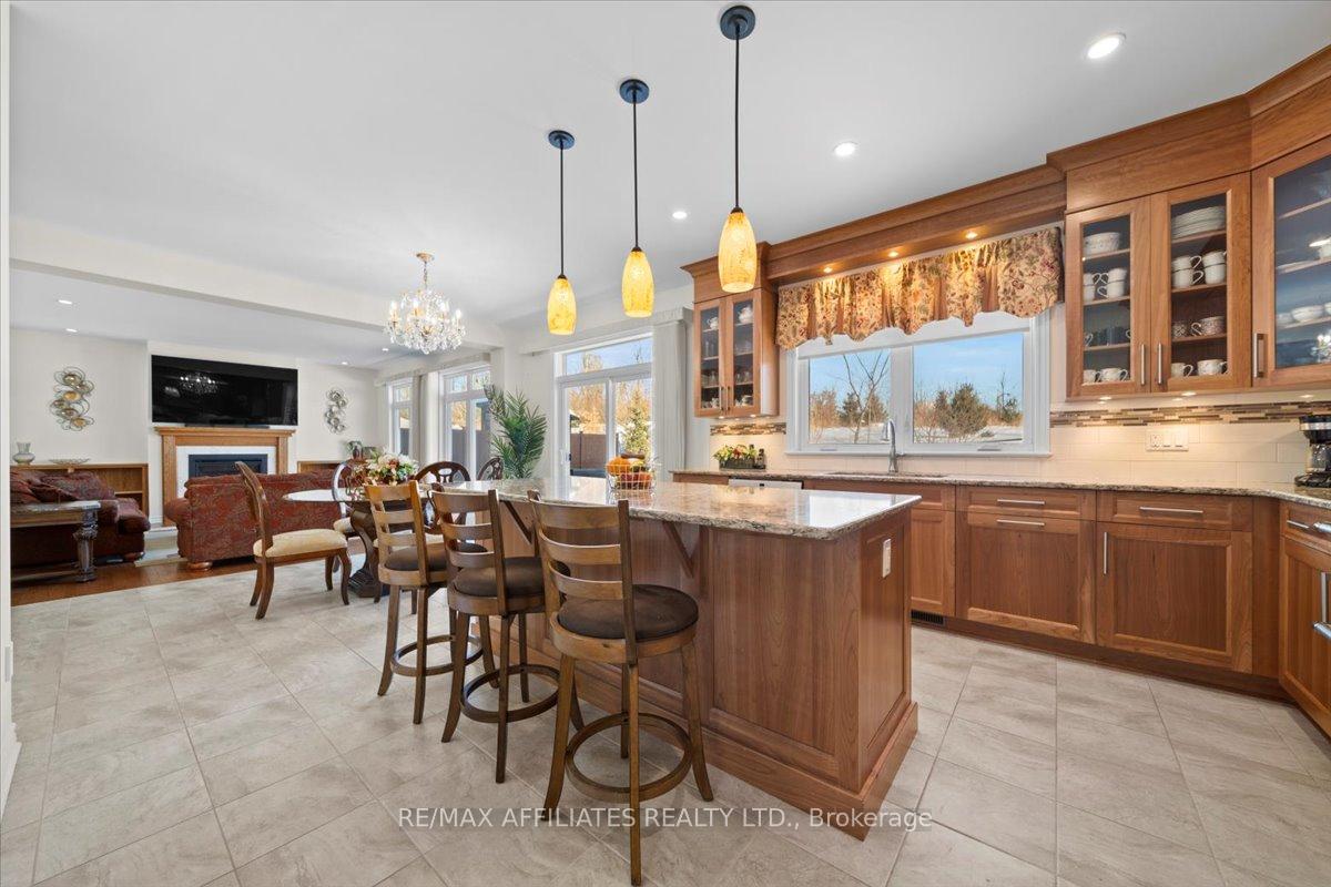 Photo 13 of 700 Mashkig Avenue, Ottawa, Camelot — HOMEH