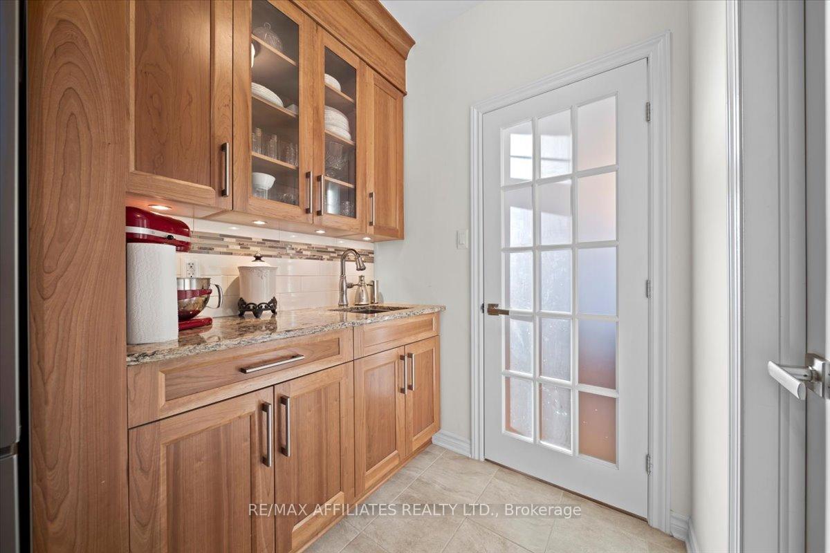 Photo 15 of 700 Mashkig Avenue, Ottawa, Camelot — HOMEH