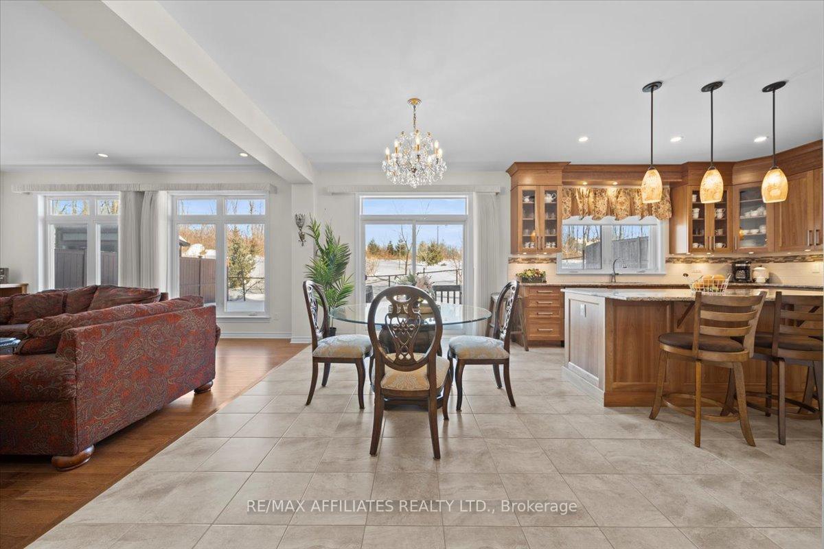 Photo 18 of 700 Mashkig Avenue, Ottawa, Camelot — HOMEH