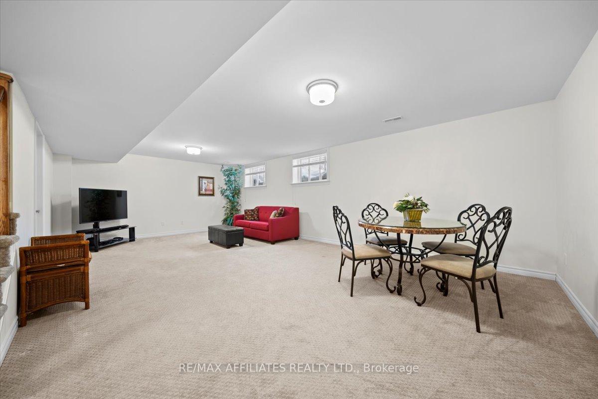 Photo 37 of 700 Mashkig Avenue, Ottawa, Camelot — HOMEH