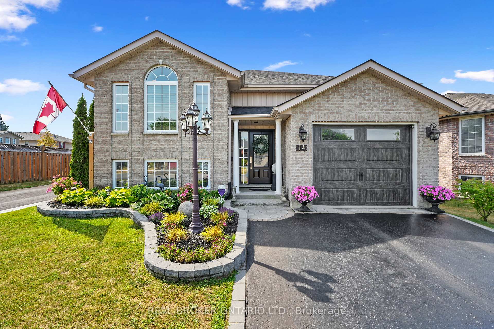 Front of 14 Northview Lane