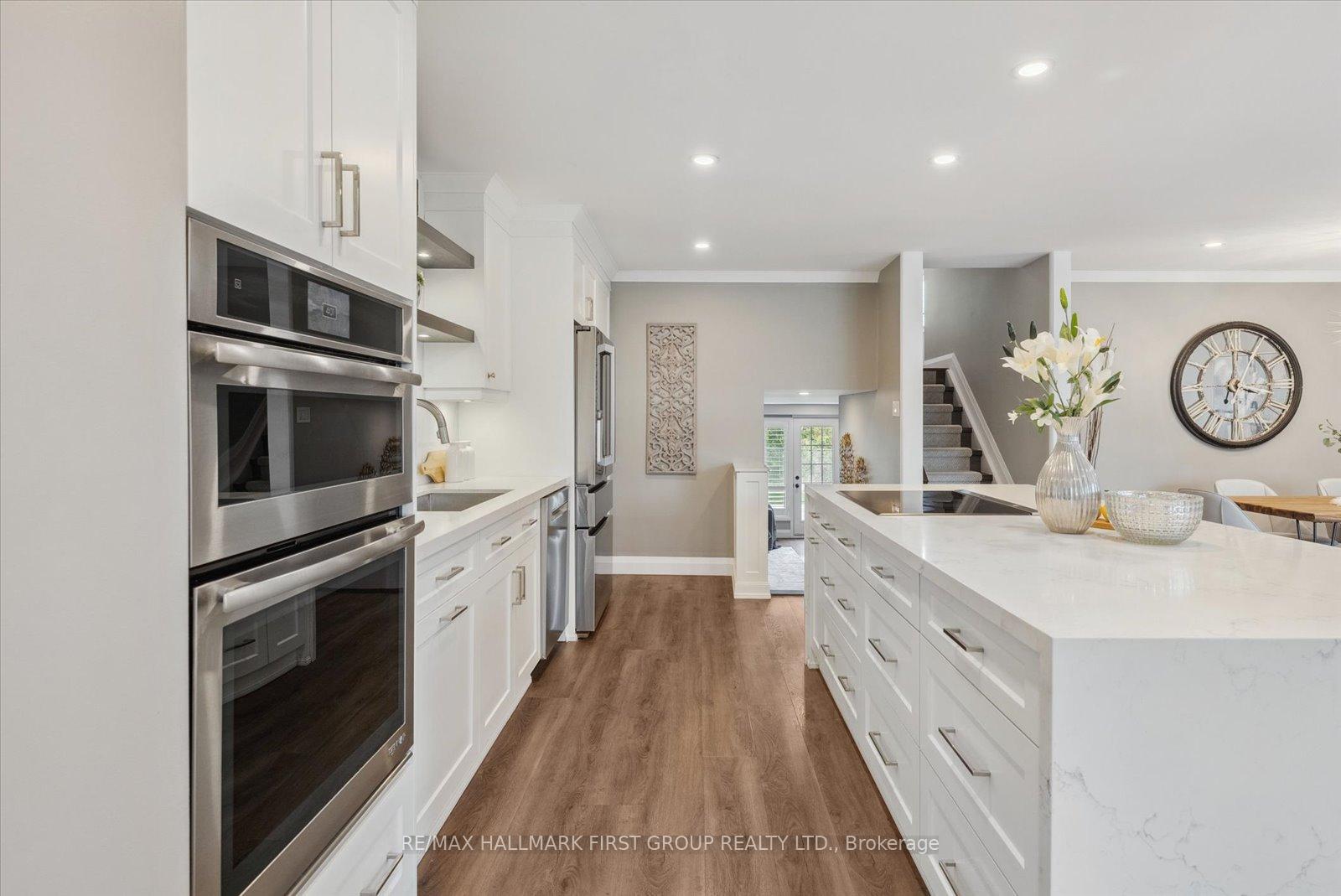 Photo 13 of 952 Vistula Drive, Pickering, West Shore — HOMEH