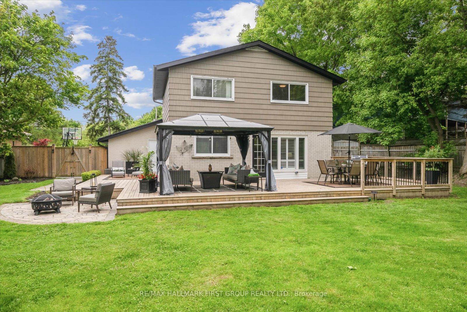 Photo 40 of 952 Vistula Drive, Pickering, West Shore — HOMEH