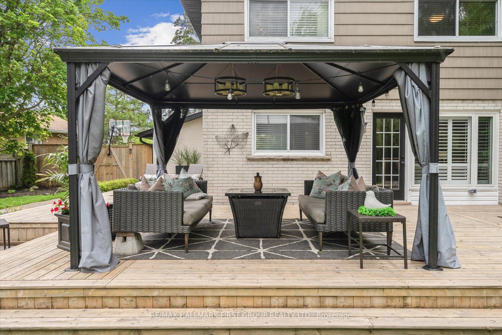 Photo 41 of 952 Vistula Drive, Pickering, West Shore — HOMEH