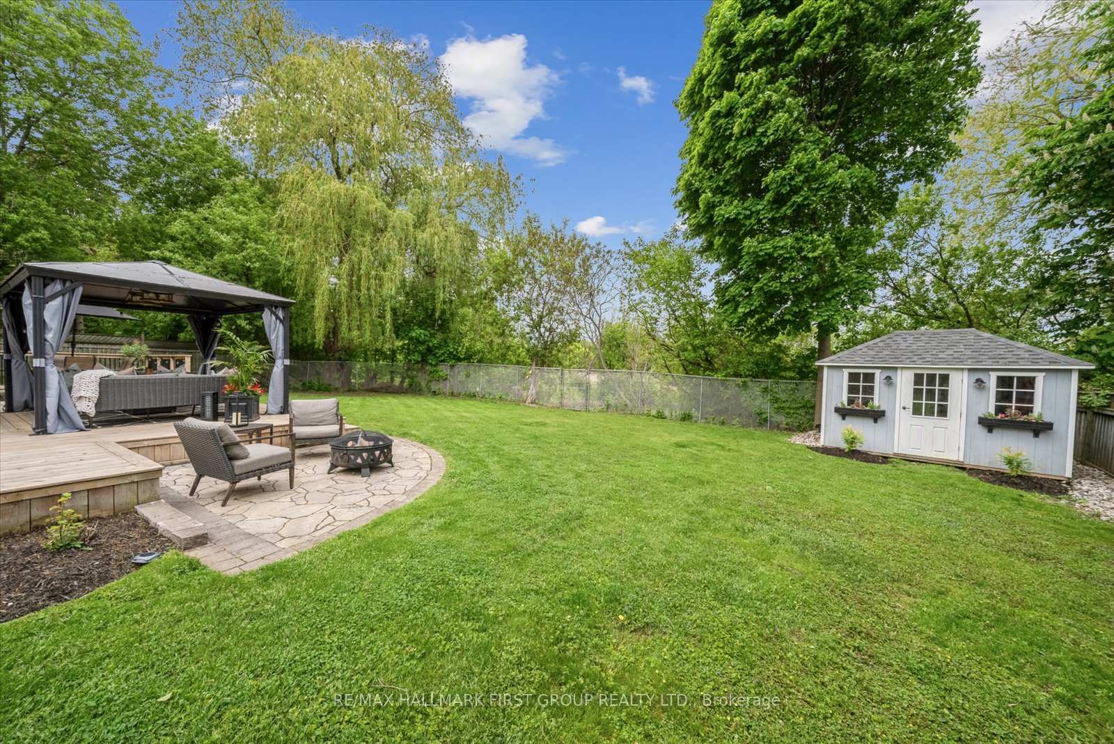 Photo 44 of 952 Vistula Drive, Pickering, West Shore — HOMEH