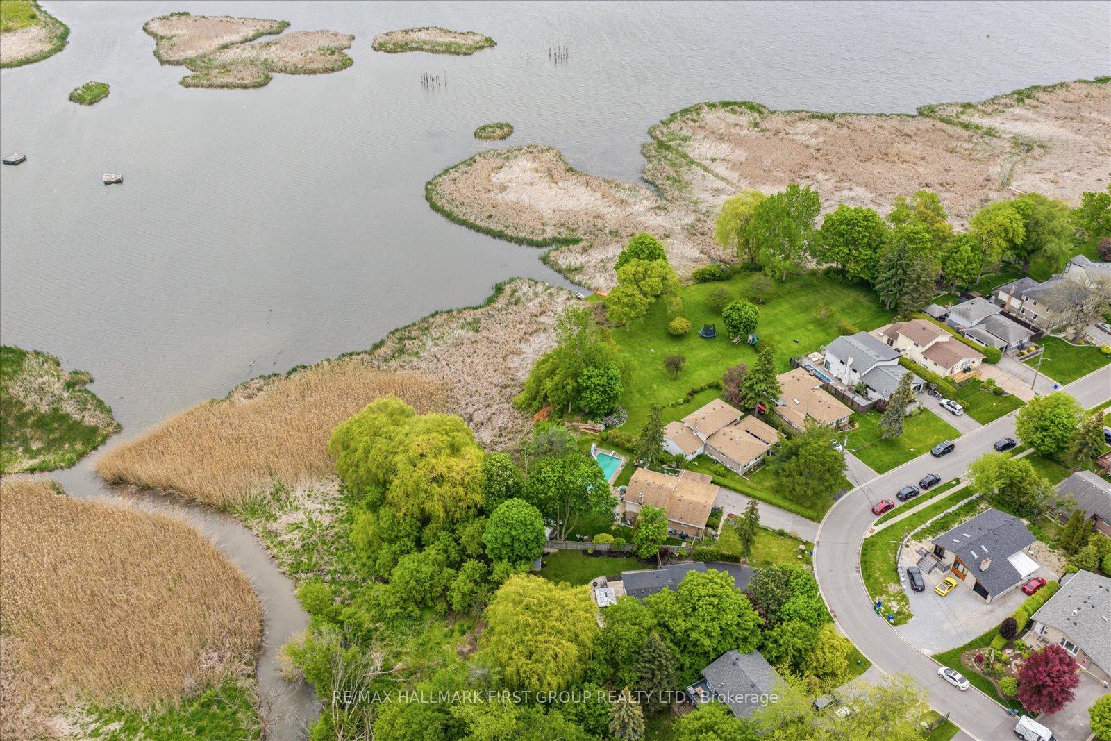 Photo 49 of 952 Vistula Drive, Pickering, West Shore — HOMEH