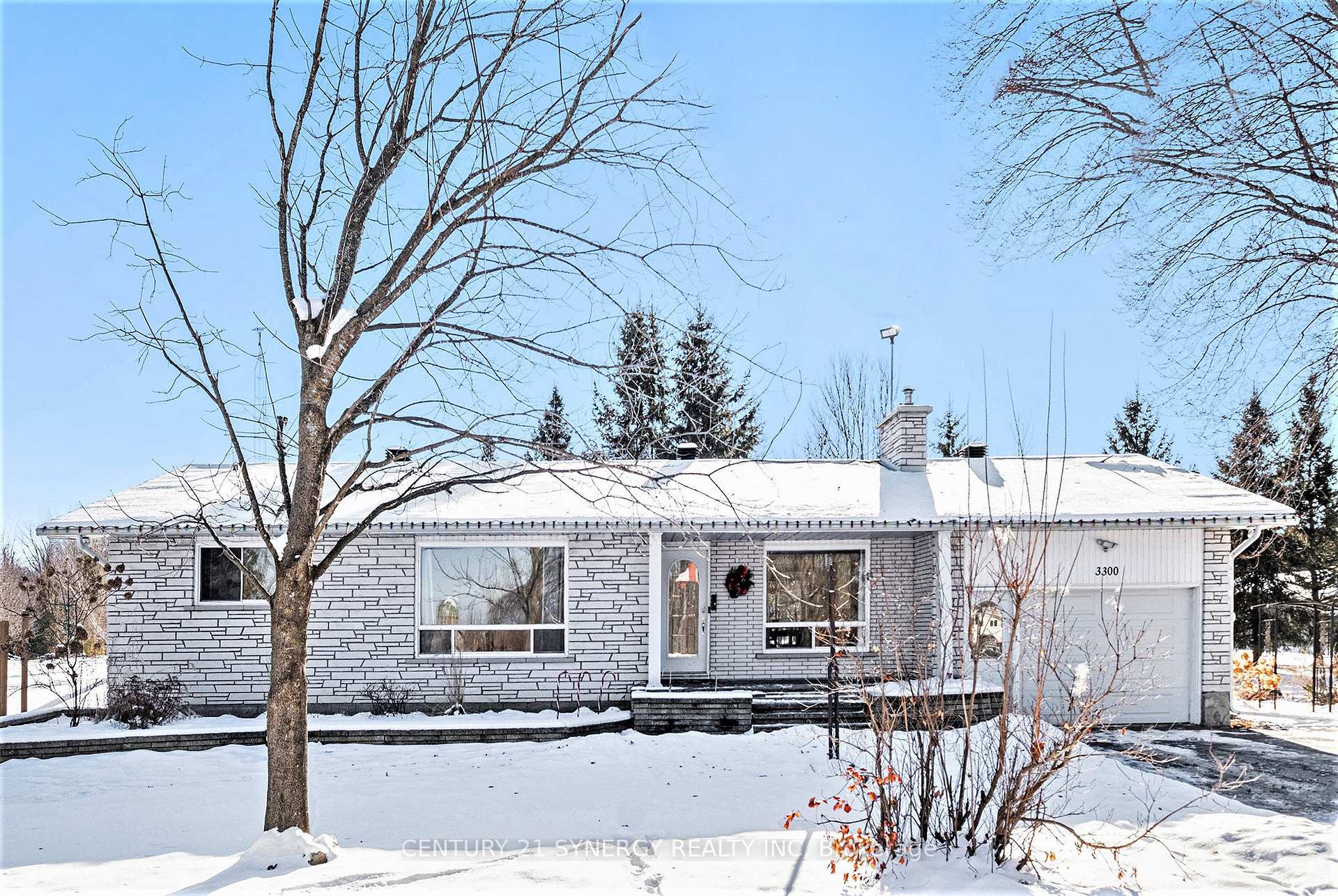 Front of 3300 Old Montreal Road