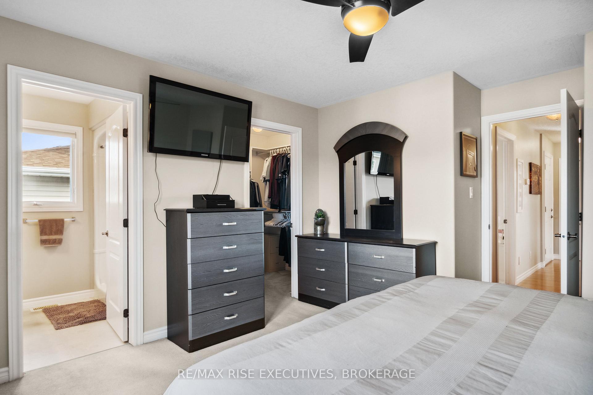 Photo 12 of 1142 Deerfield Drive, Kingston, City Northwest — HOMEH
