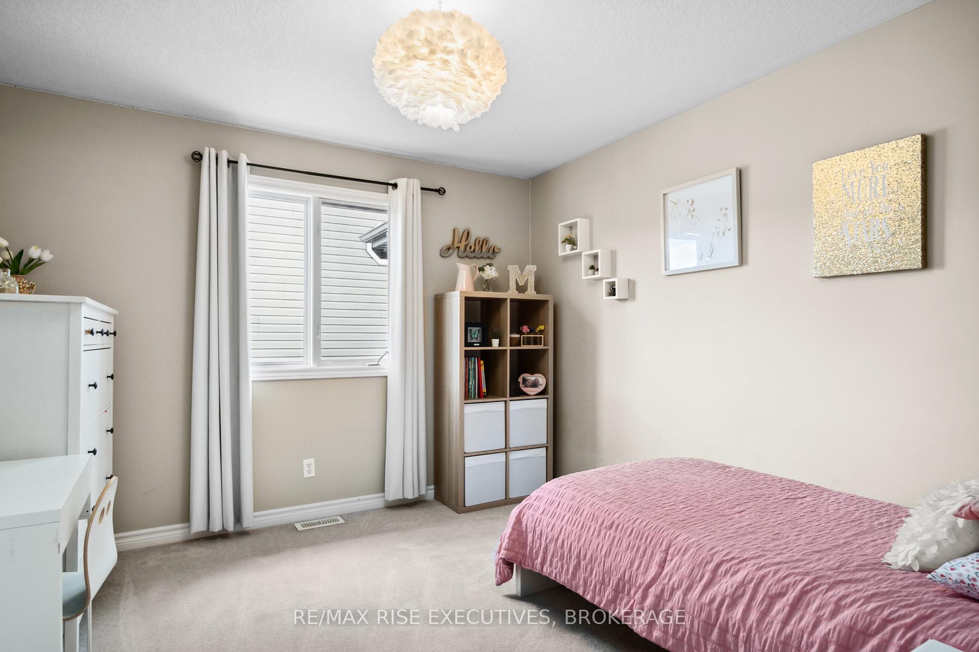 Photo 16 of 1142 Deerfield Drive, Kingston, City Northwest — HOMEH