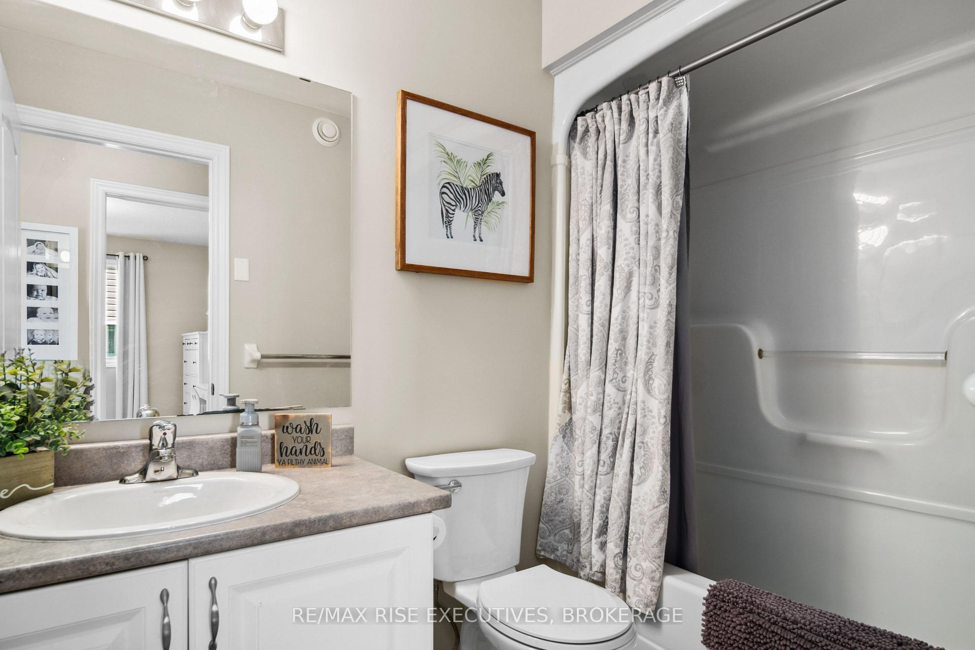 Photo 17 of 1142 Deerfield Drive, Kingston, City Northwest — HOMEH