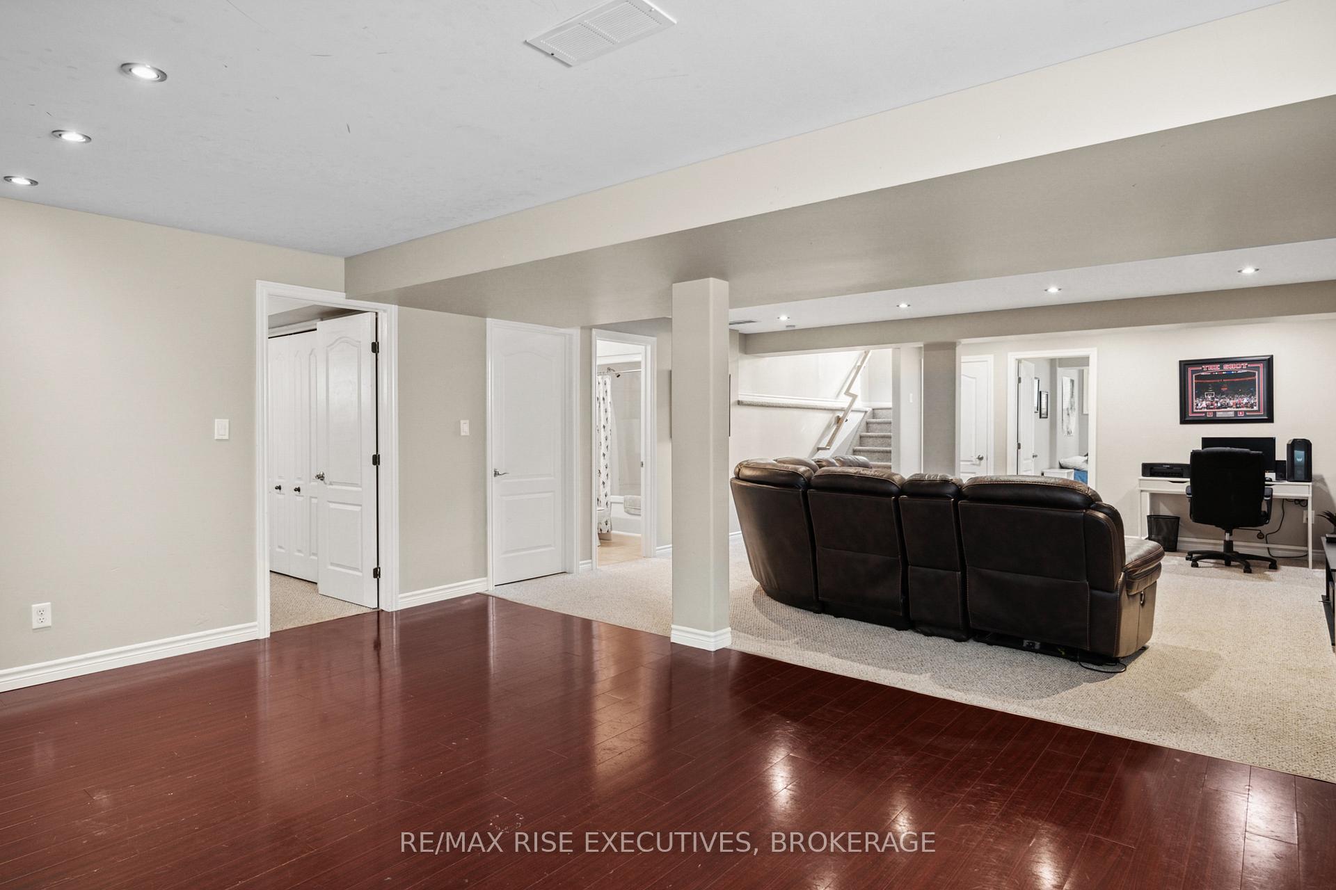 Photo 19 of 1142 Deerfield Drive, Kingston, City Northwest — HOMEH