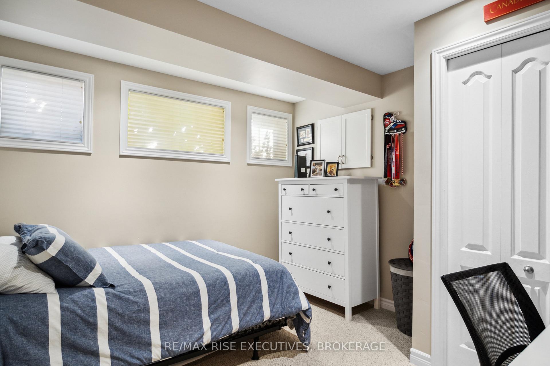 Photo 22 of 1142 Deerfield Drive, Kingston, City Northwest — HOMEH