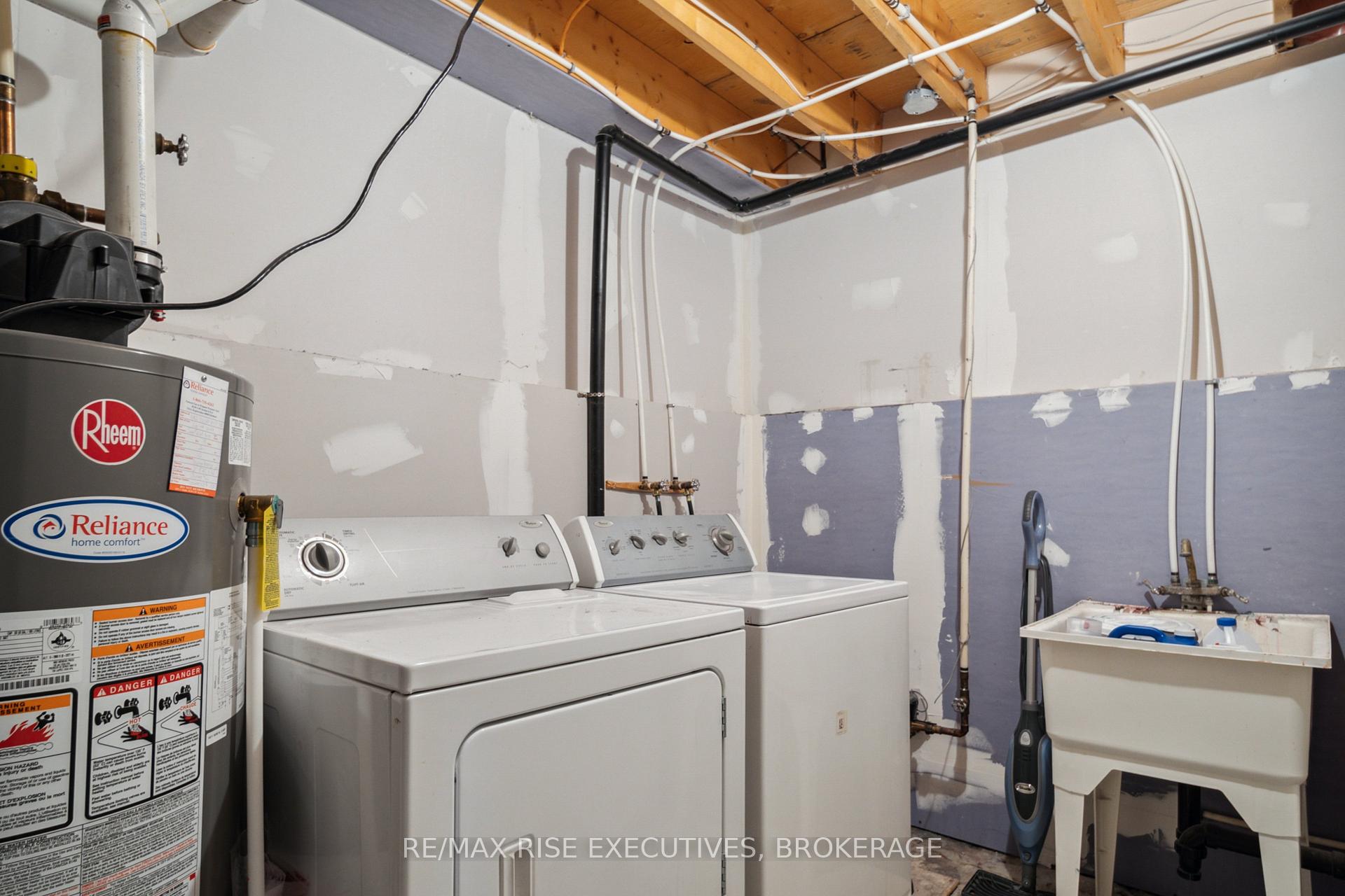 Photo 27 of 1142 Deerfield Drive, Kingston, City Northwest — HOMEH