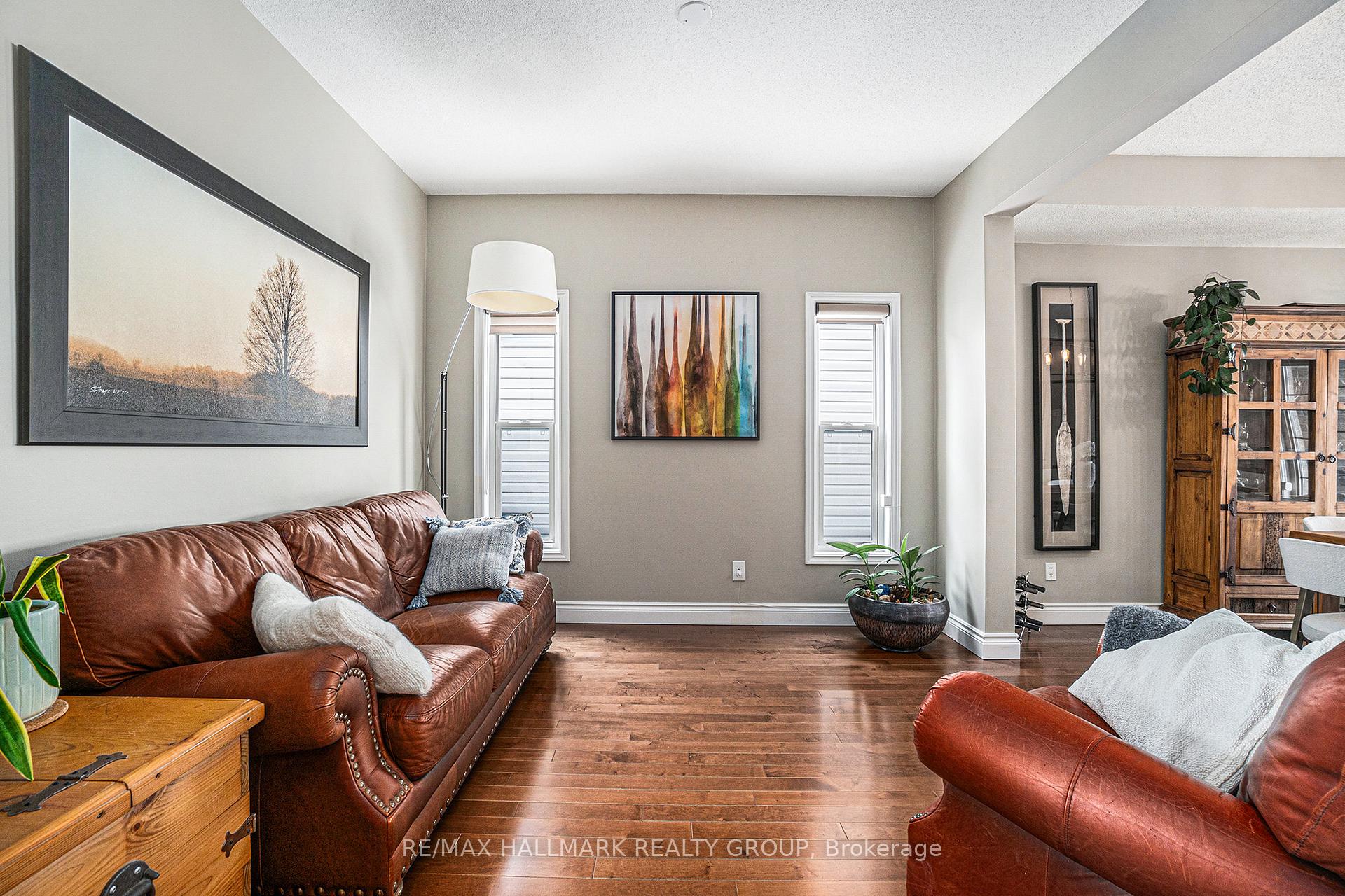 Photo 5 of 1520 Lisbon Street, Ottawa, Fallingbrook/Pineridge — HOMEH
