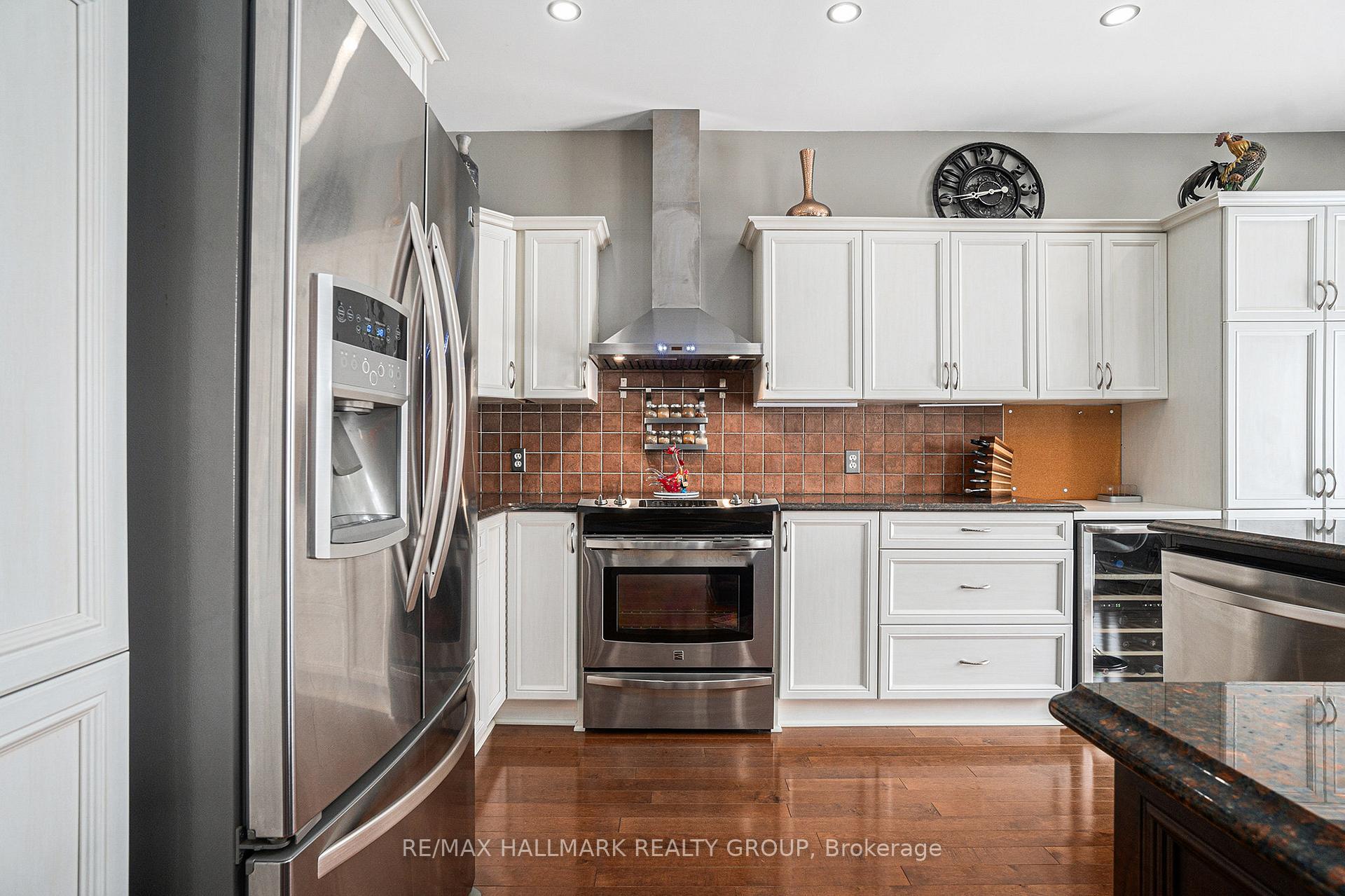 Photo 14 of 1520 Lisbon Street, Ottawa, Fallingbrook/Pineridge — HOMEH