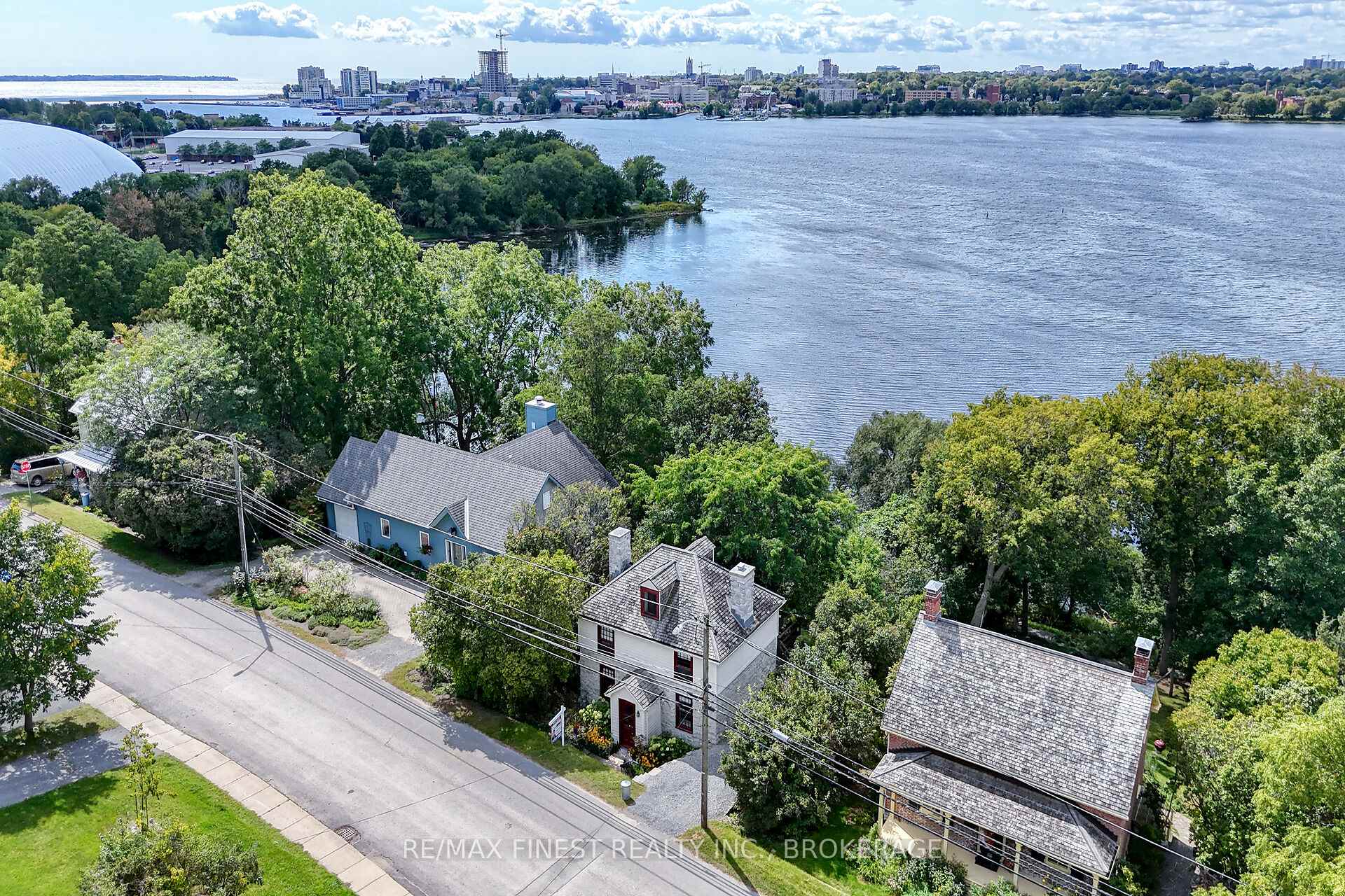 Photo 33 of 247 Main Street, Kingston, Kingston East (Incl Barret Crt) — HOMEH