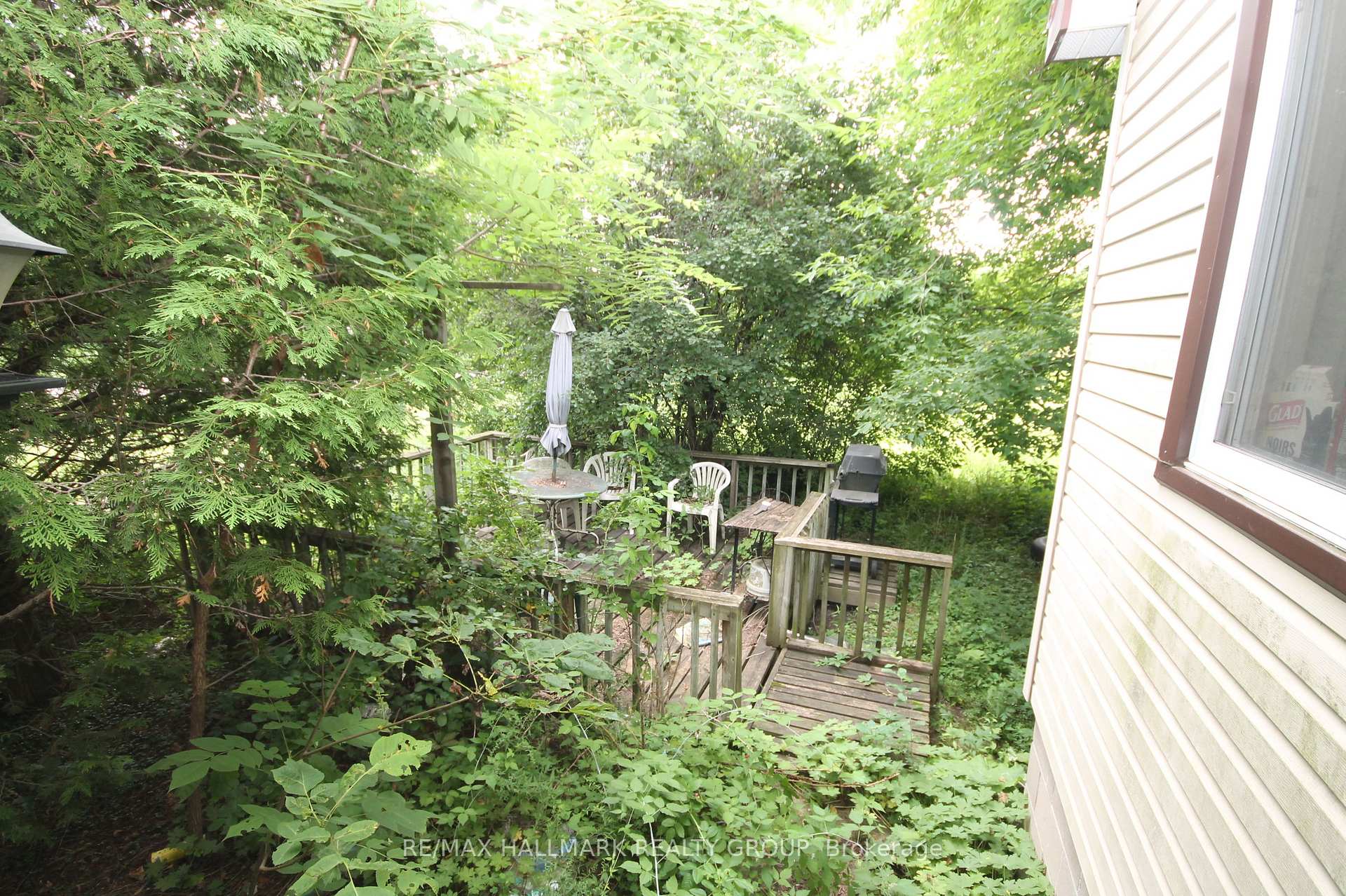 Photo 8 of 143 O'Gorman Avenue, Renfrew — HOMEH