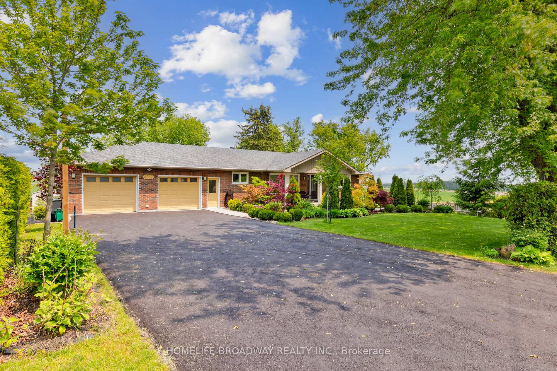 Photo 1 of 4617 Old Simcoe Street, Oshawa, Raglan — HOMEH
