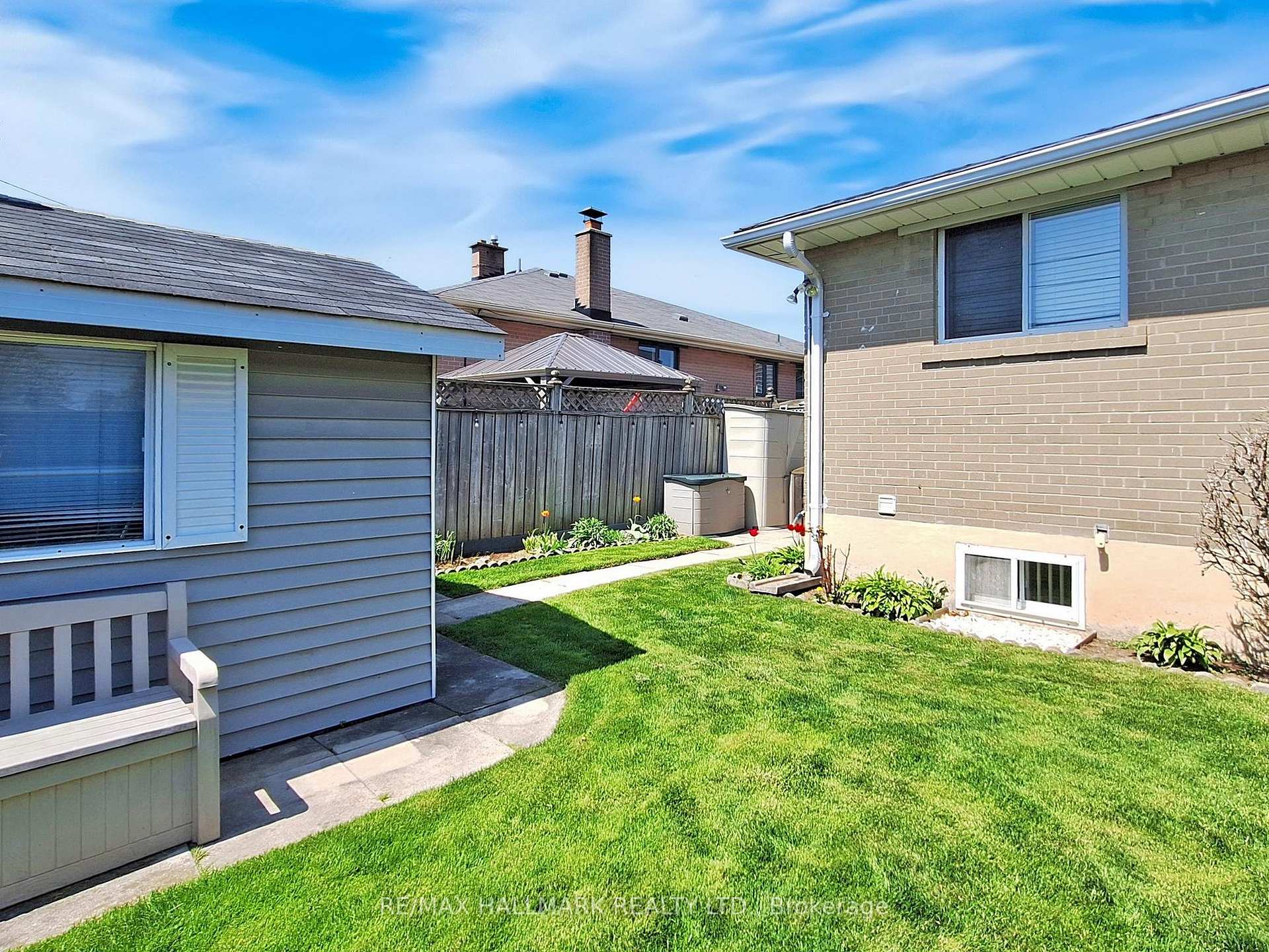 Photo 37 of 1399 Garvolin Avenue, Pickering, Bay Ridges — HOMEH