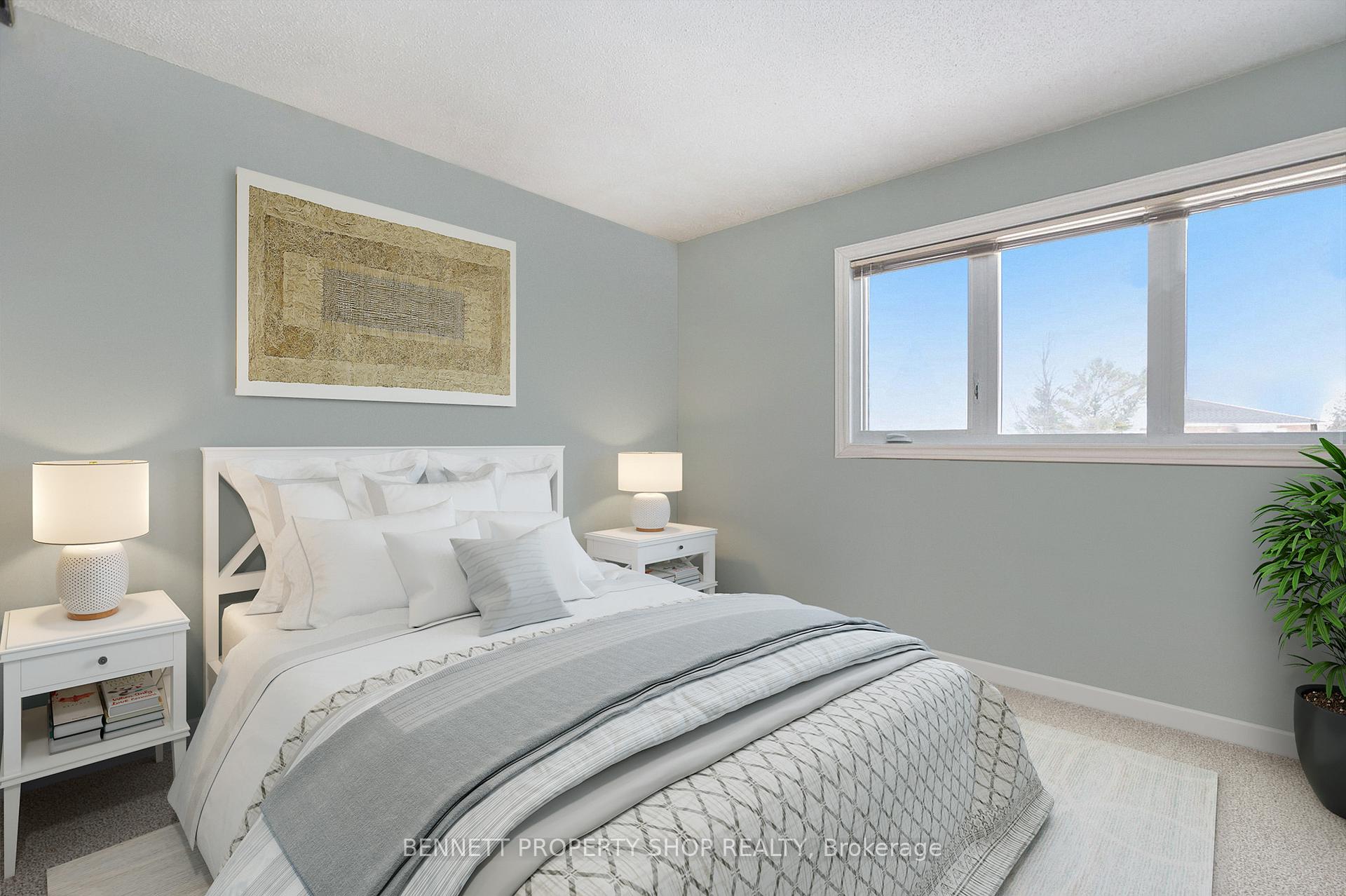 Photo 25 of 2060 Legrand Crescent, Ottawa, Queenswood Heights South — HOMEH