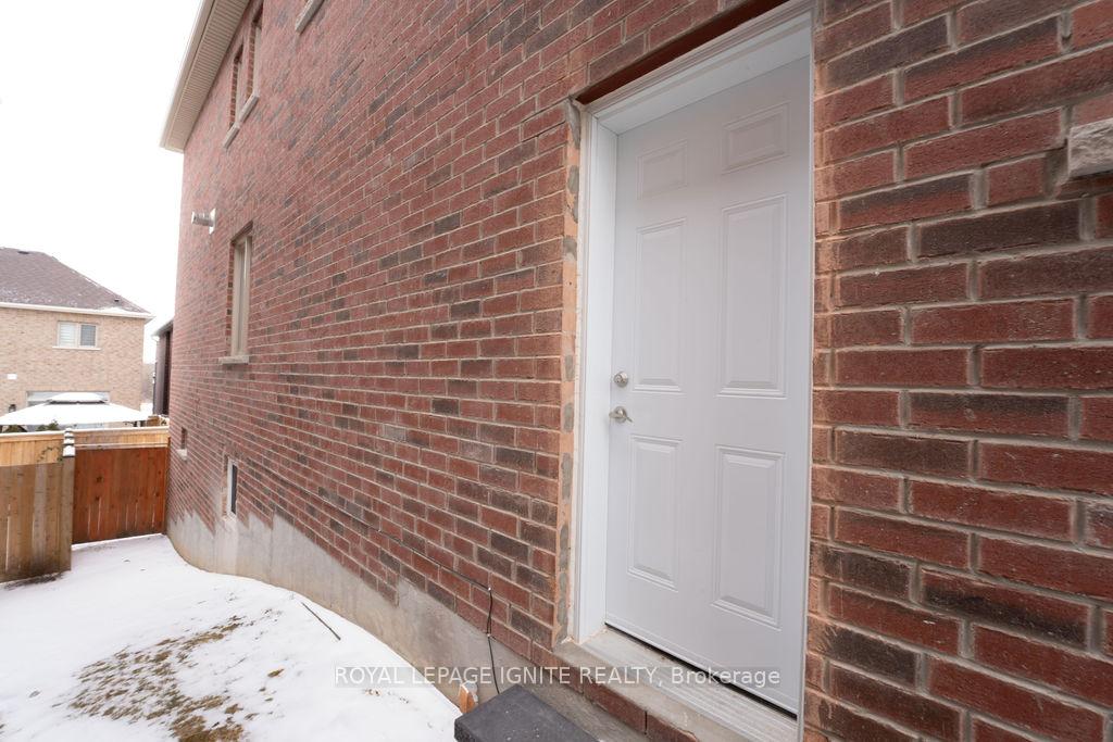 Photo 4 of Unit BSMNT, 2623 Cerise Manor, Pickering, Rural Pickering — HOMEH