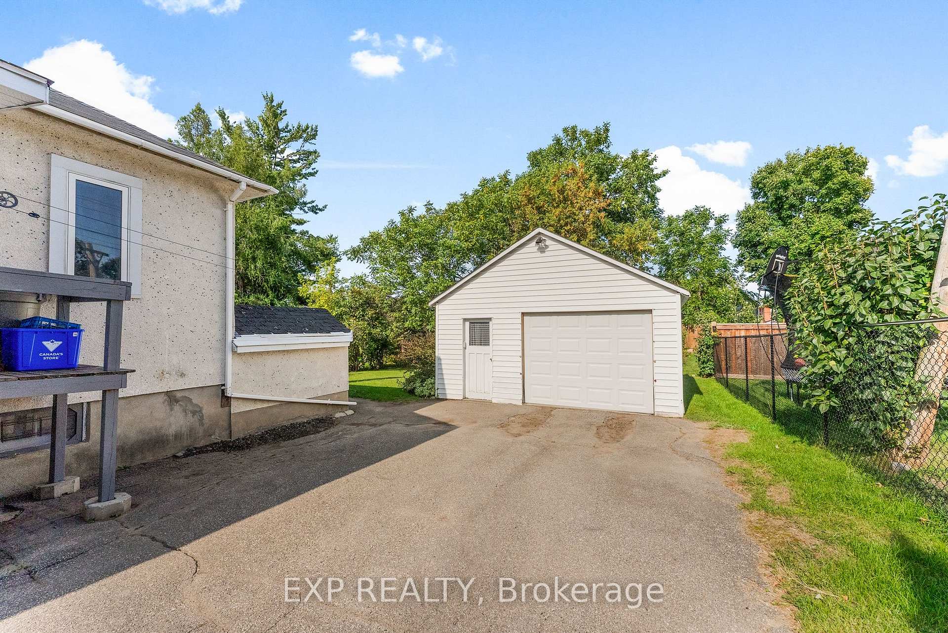 Photo 28 of 351 Lynn Street, Renfrew — HOMEH