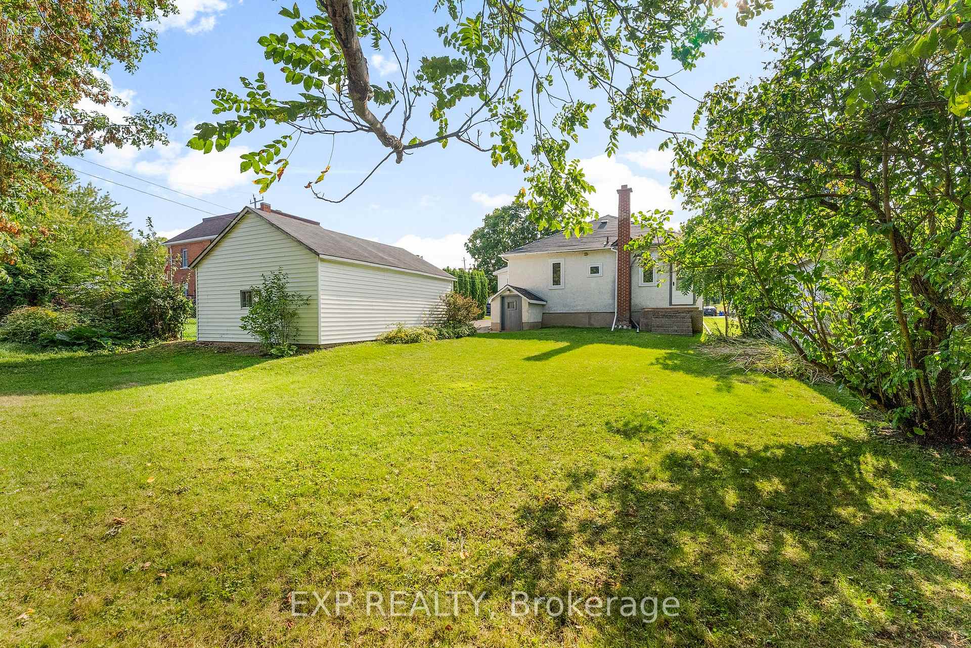 Photo 30 of 351 Lynn Street, Renfrew — HOMEH