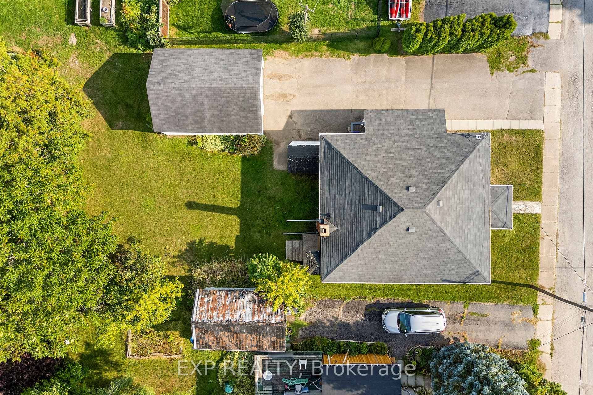 Photo 31 of 351 Lynn Street, Renfrew — HOMEH