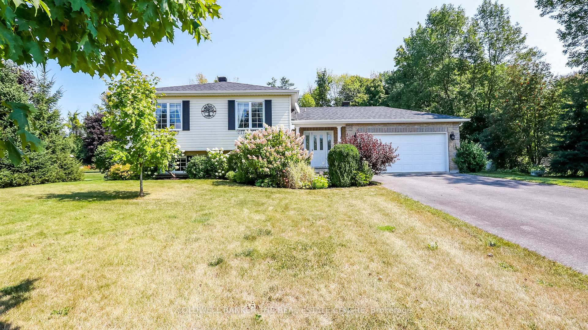 Photo 2 of 4677 Kurtis Drive, Ramara, Atherley — HOMEH