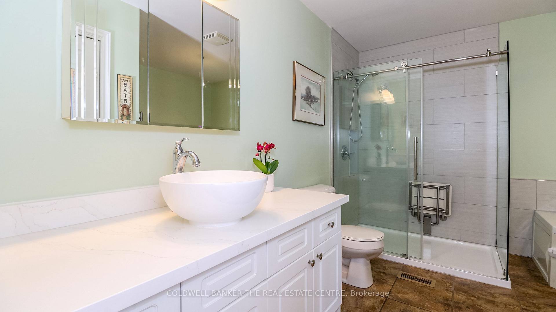 Photo 23 of 4677 Kurtis Drive, Ramara, Atherley — HOMEH