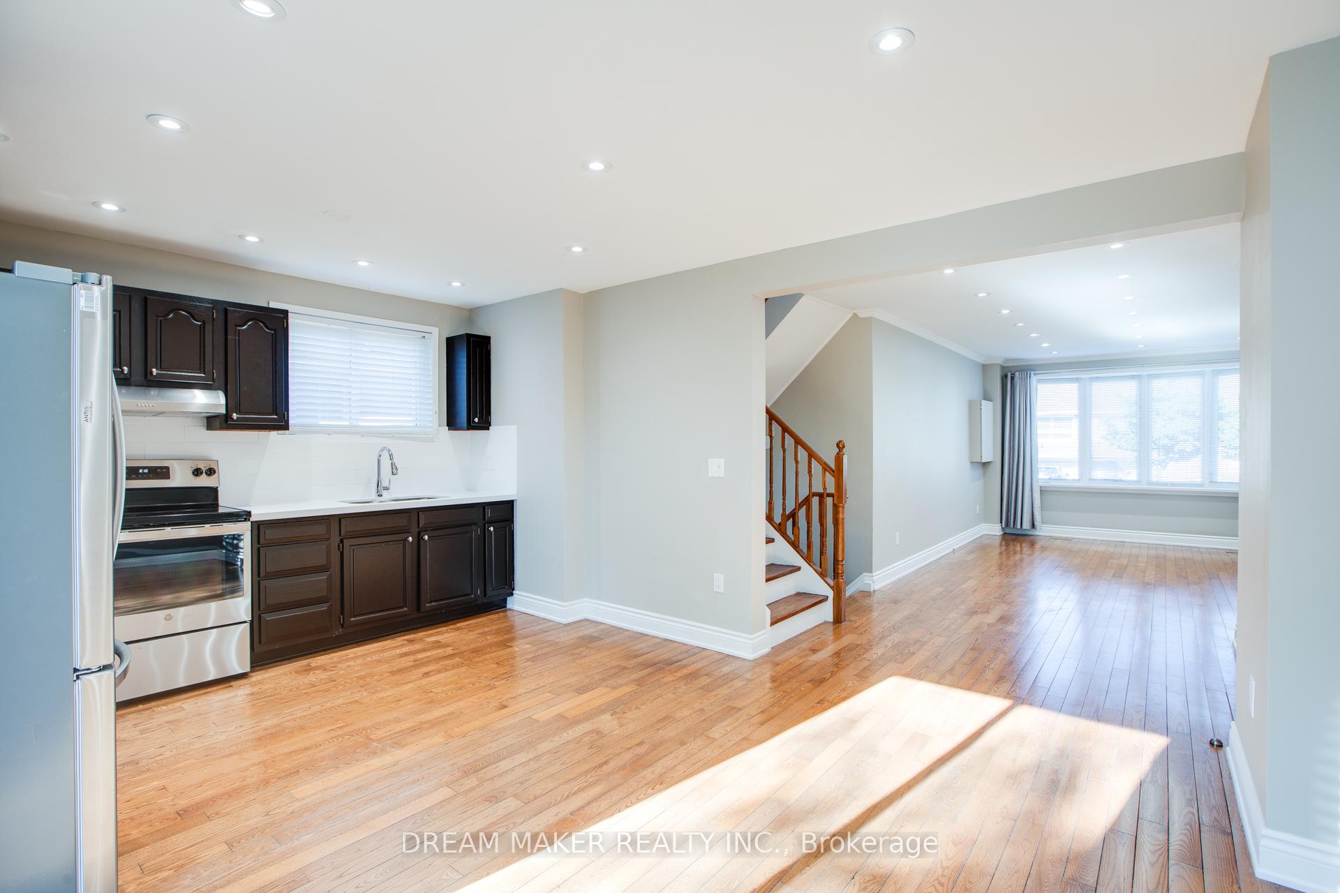 Photo 1 of Unit Upper, 207 Cabot Street E, Oshawa, Vanier — HOMEH