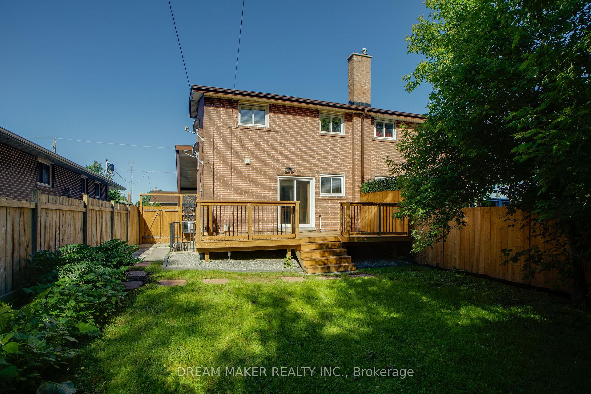 Photo 15 of Unit Upper, 207 Cabot Street E, Oshawa, Vanier — HOMEH