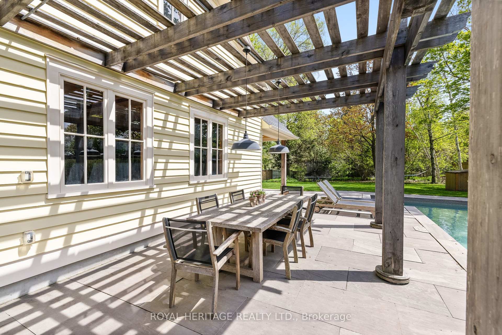 Photo 3 of 345 Whitevale Road, Pickering, Rural Pickering — HOMEH