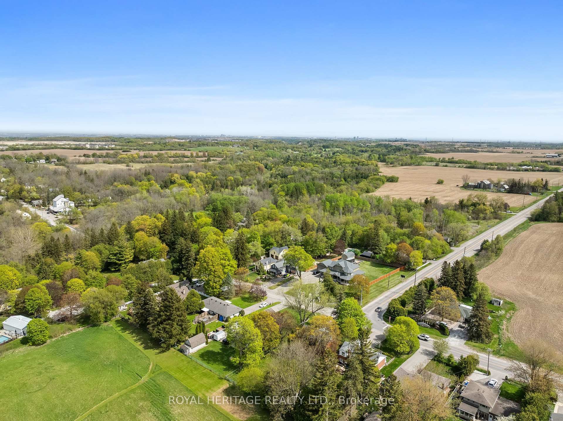 Photo 9 of 345 Whitevale Road, Pickering, Rural Pickering — HOMEH